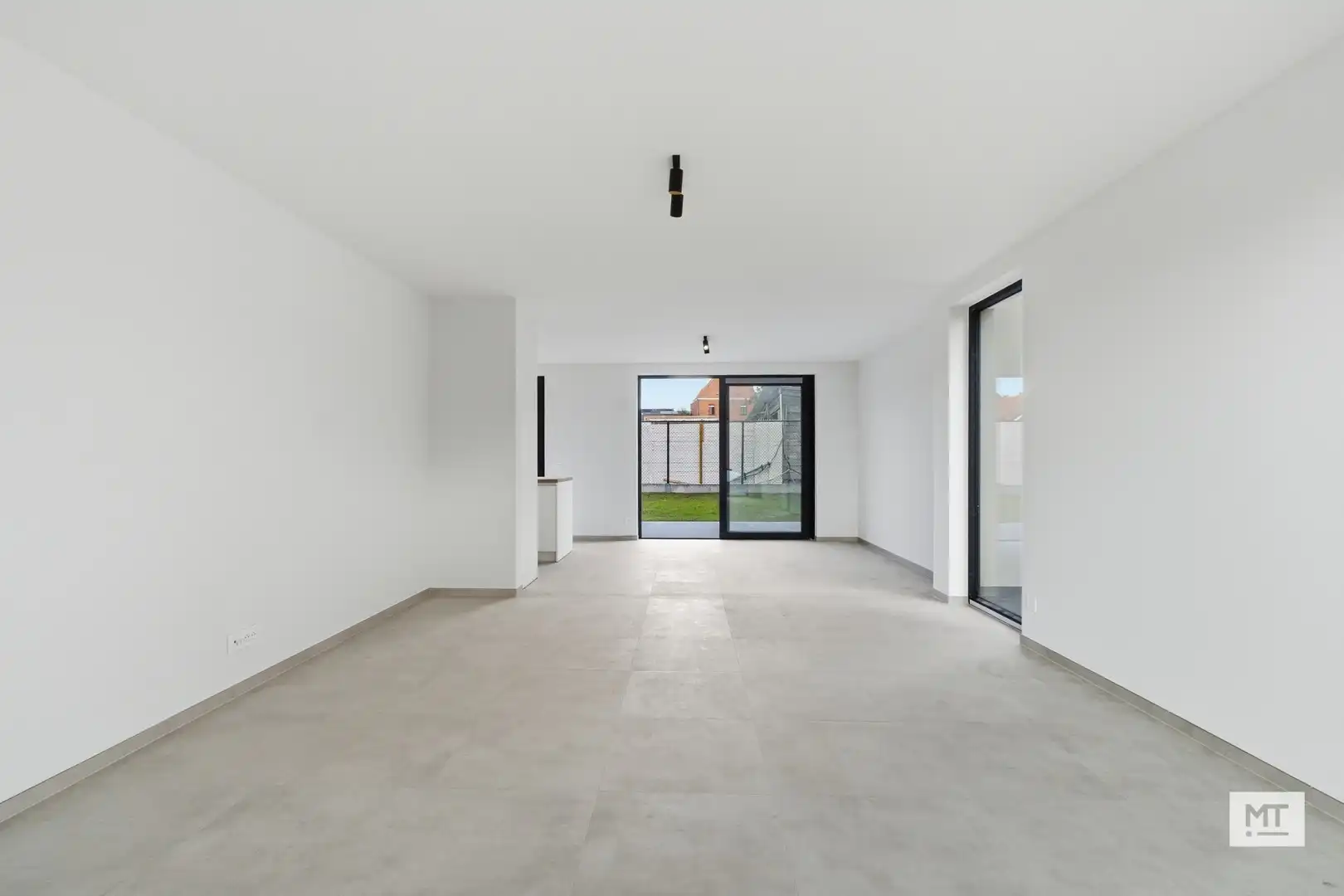 Alleenstaande nieuwbouwwoning met 3 slaapkamers, tuin en carport in Beselare foto 4
