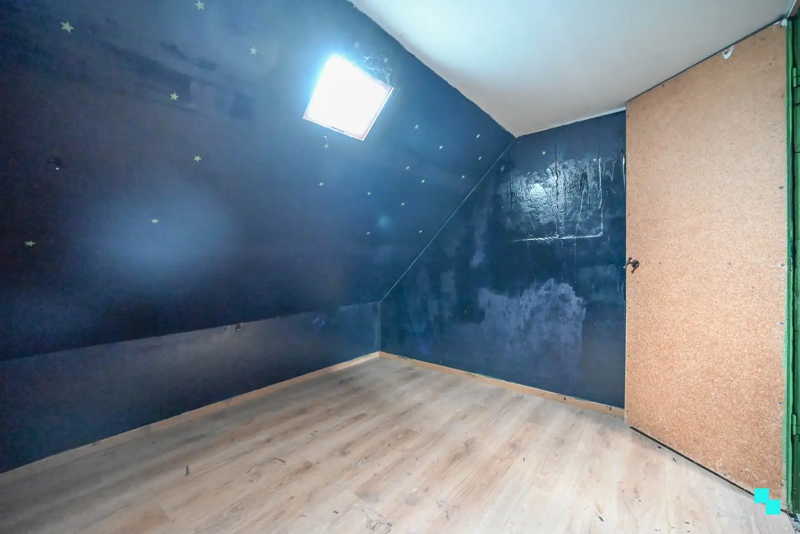 Landelijk gelegen, te renoveren woning op 1.767m² perceel foto 15