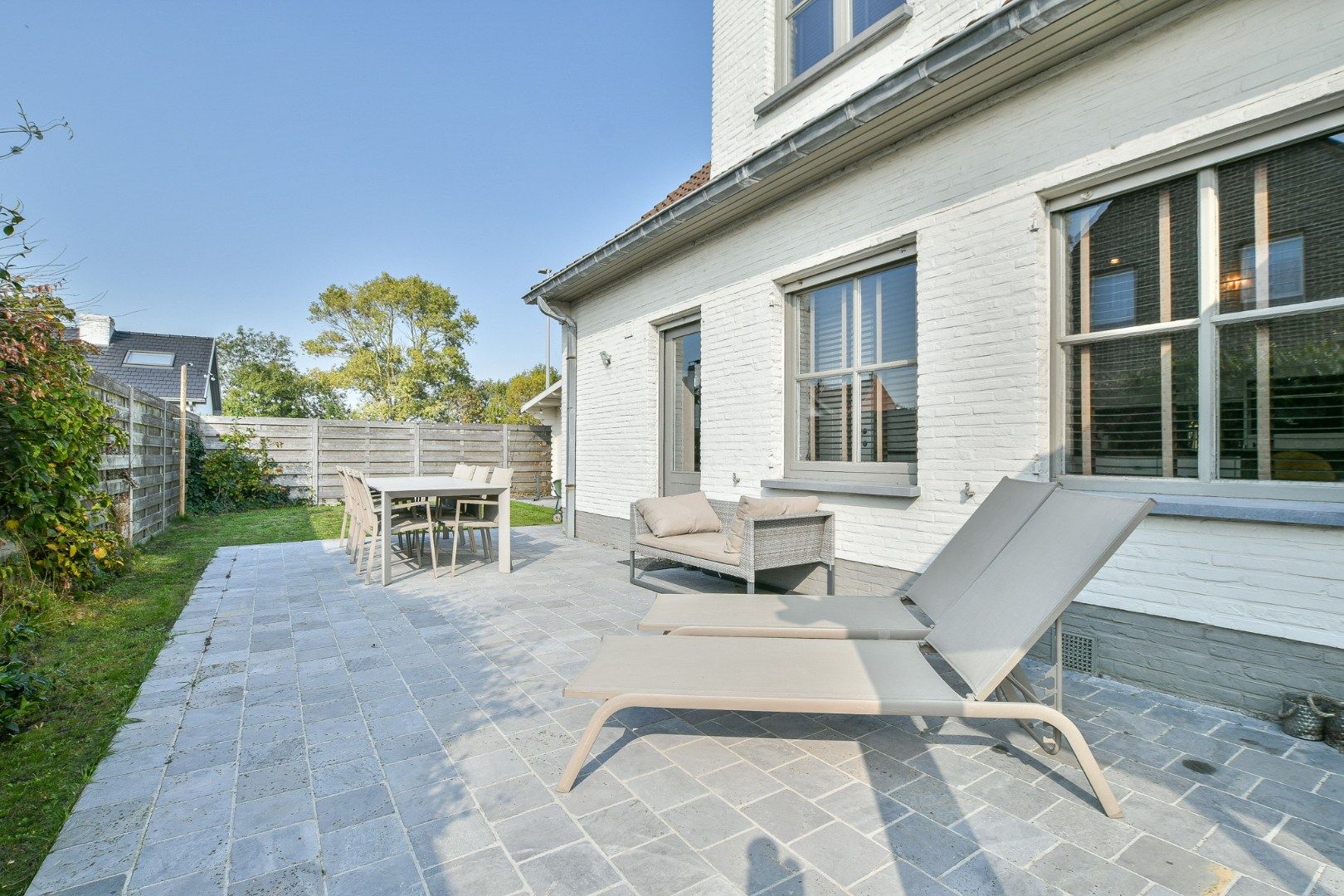 Prachtig gerenoveerde villa met charmante elementen in het centrum van Lissewege! foto 34