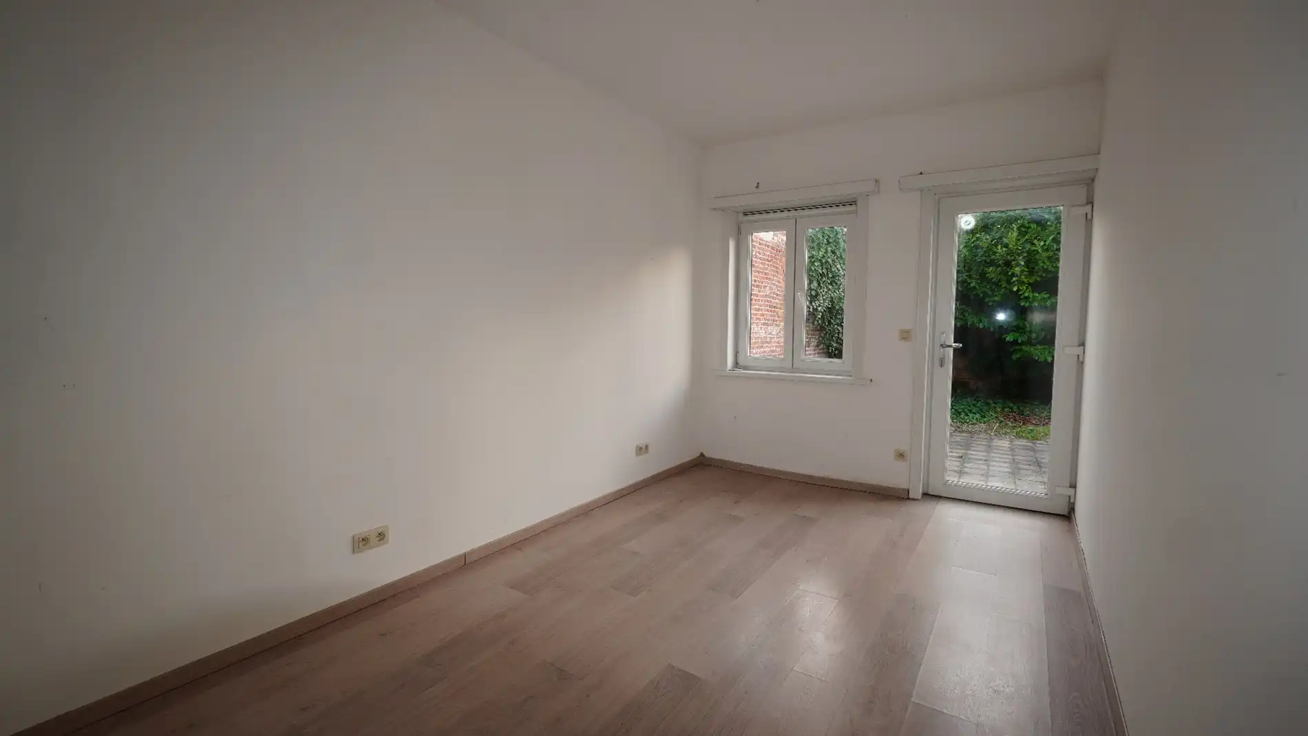 Gelijkvloers te huur in het centrum van Lokeren foto 6
