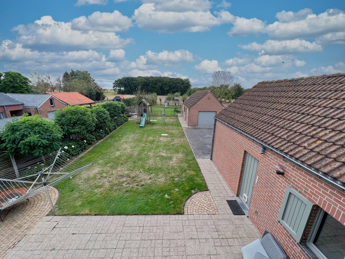 Unieke gezinswoning op 1300 m² + landelijk verzicht! foto 22