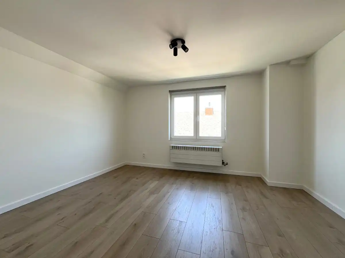 Moorslede - Instapklare gezinswoning met garage, tuin en gelijkvloerse slaapkamer foto 13