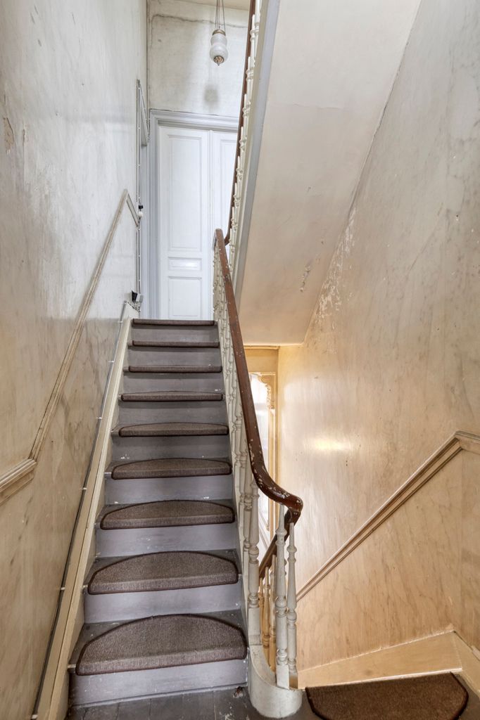 Te renoveren herenhuis met tuin nabij Sint-Guidoplein foto 11