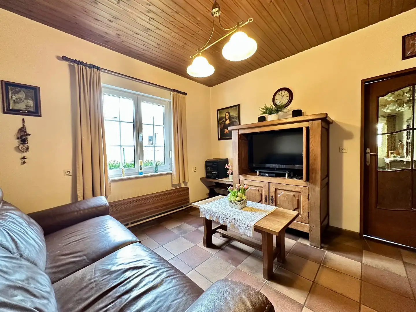 Ruime gezinswoning met prachtige tuin nabij centrum Tongeren foto 8