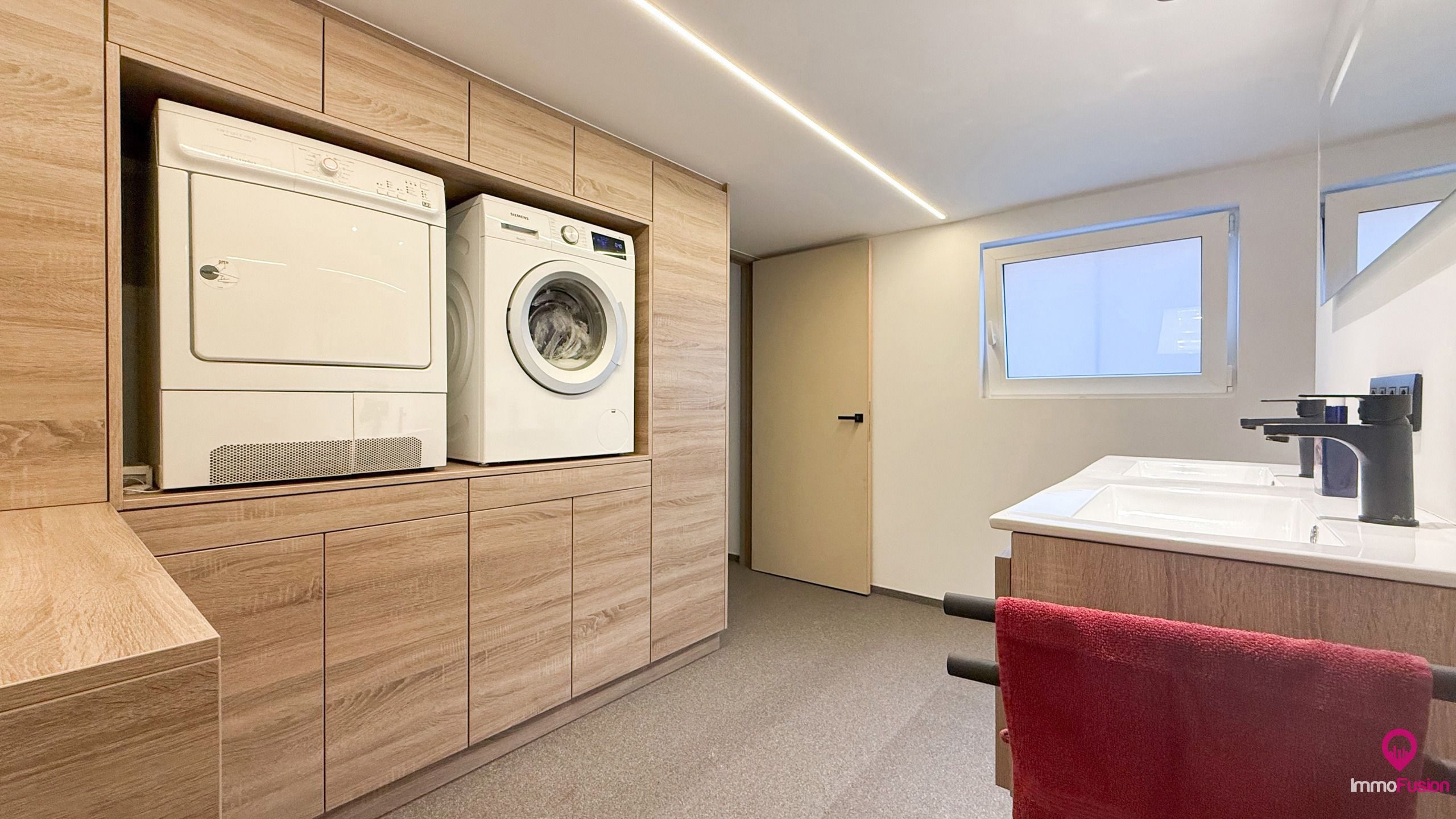 Gerenoveerde woning met veel ruimte en 6 slaapkamers! foto 14