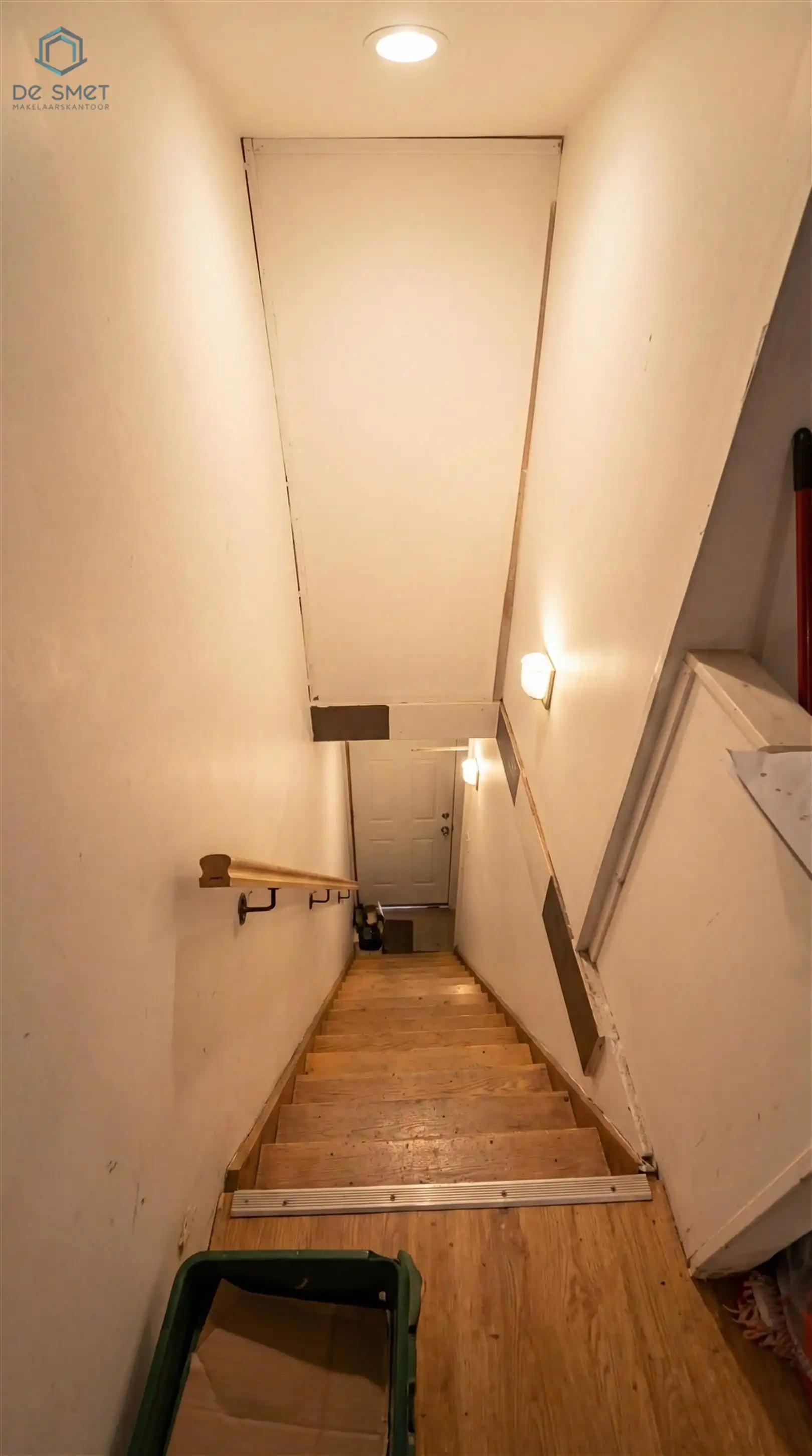 OPBRENGSTEIGENDOM MET HANDELSPAND EN APPARTEMENT  foto 13