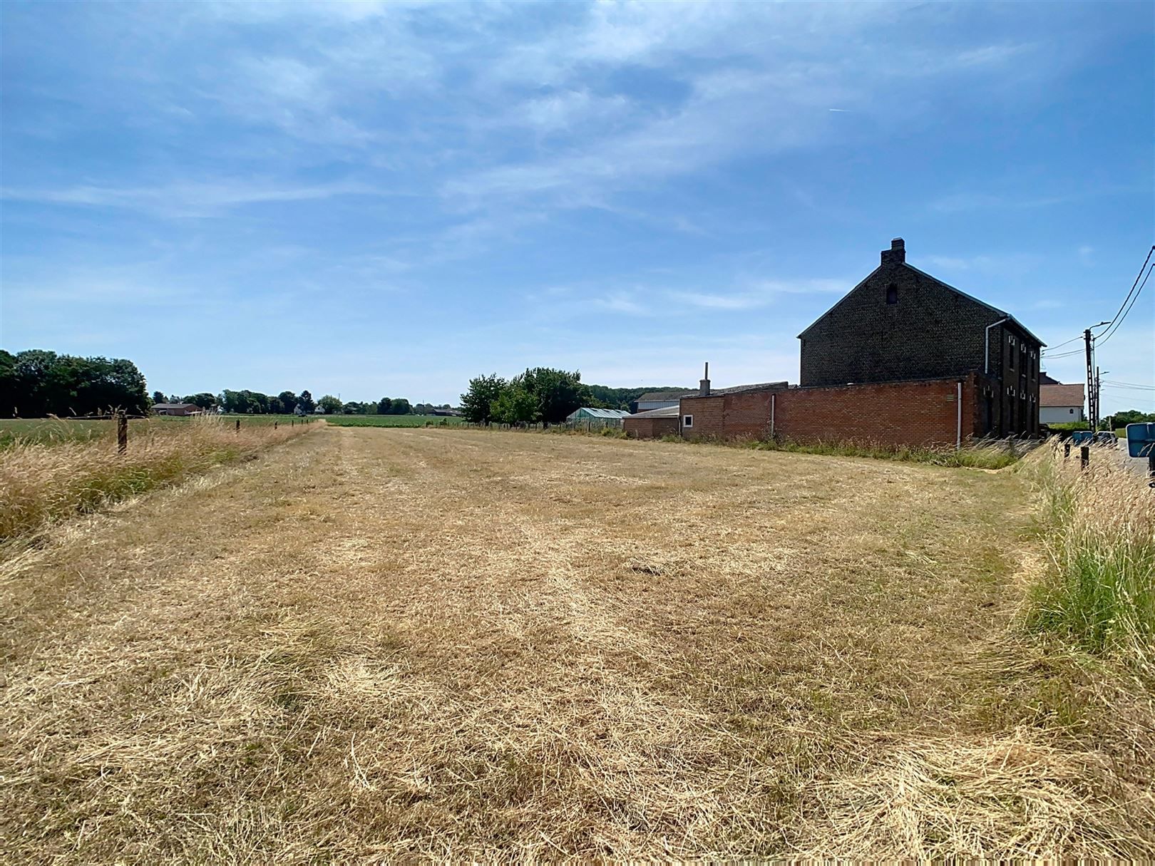 Ruime landelijke woning, bijgebouw, tuin en weide, 75a 79ca foto 8