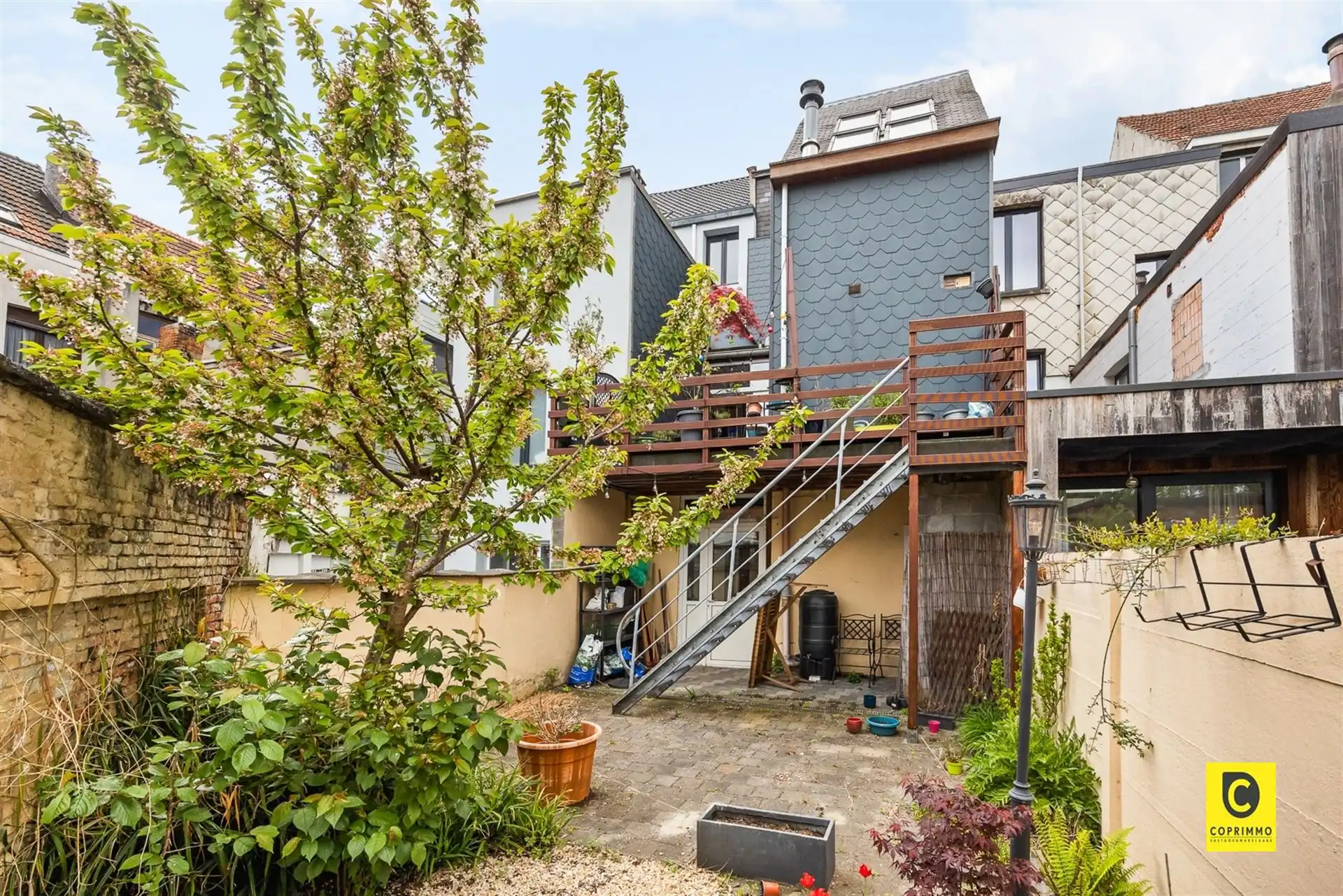 Zeer ruime bel-etage met tuin nabij Rivierenhof ! foto 13