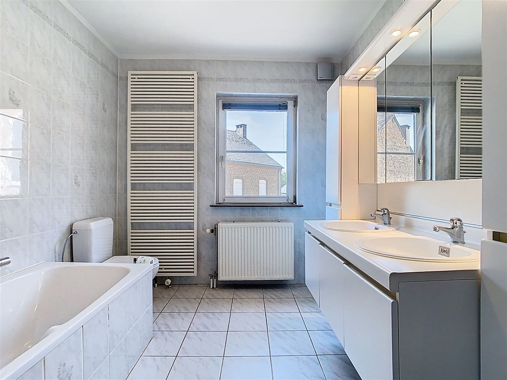 Ruime woning, 4/5 slpks, tuin, terras, garage, 6a 25ca foto 16