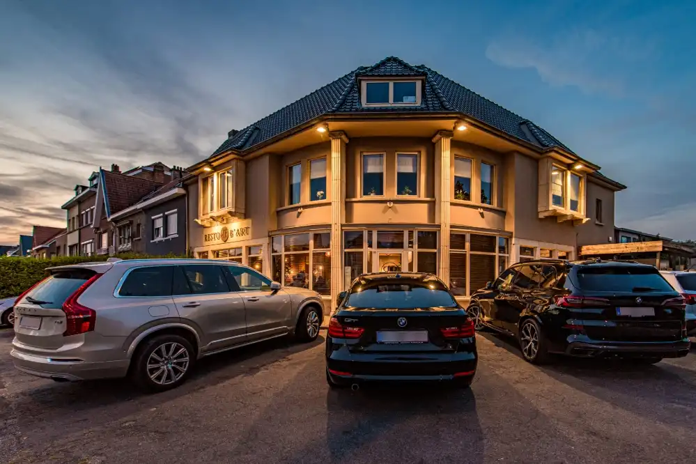 Prachtig instapklaar restaurant ter overname in Sint-Niklaas! foto {{pictureIndex}}