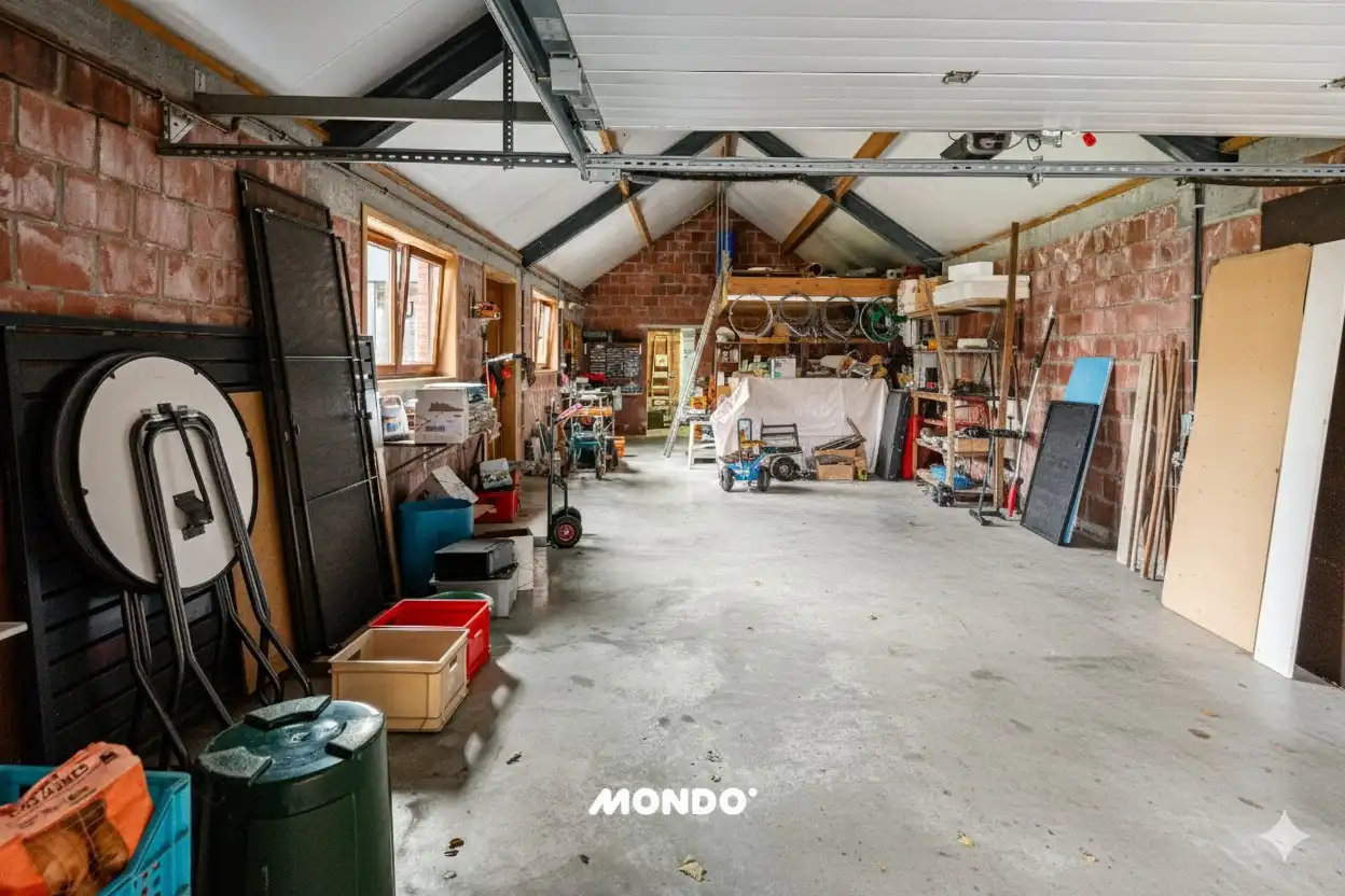 Unieke hoeve  (1.56ha) met paardenfaciliteiten & overdekt zwembad. foto 41