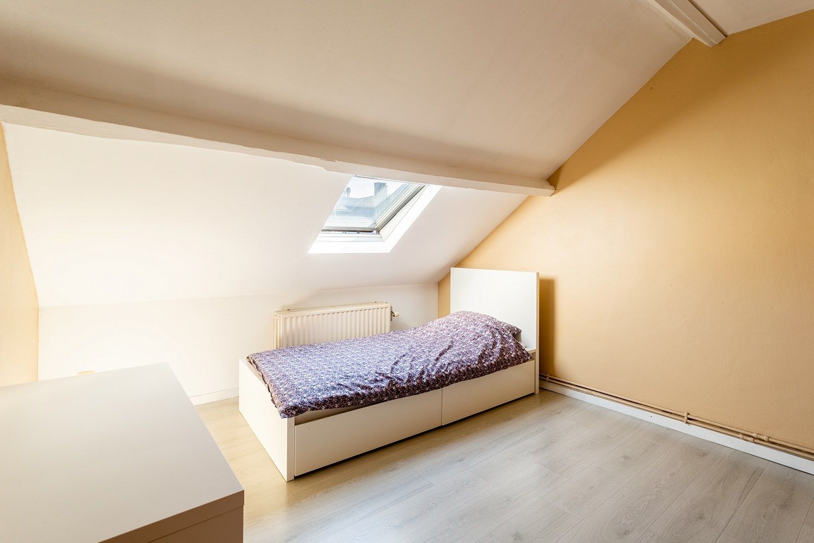 Verzorgde woning met 5 slpks en koer foto 10