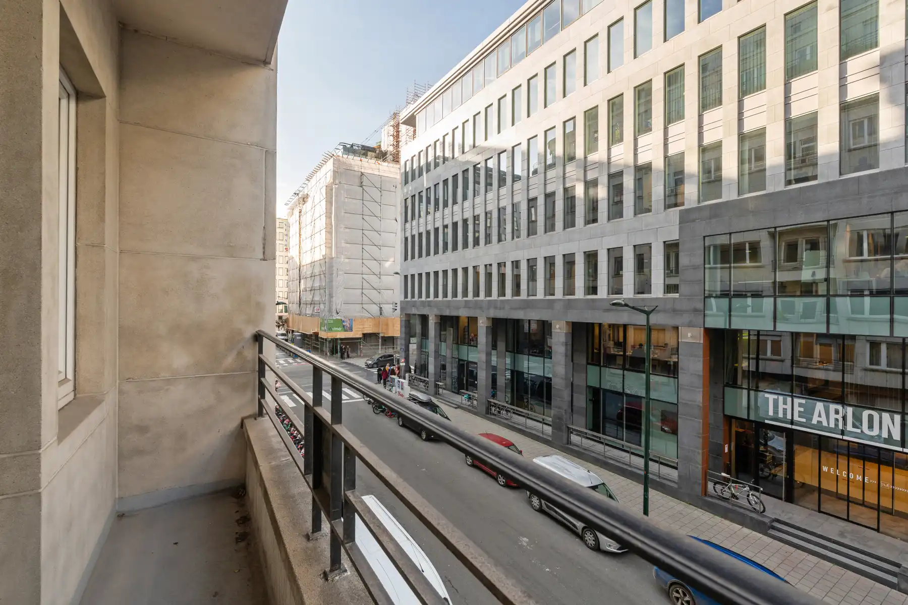 Stijlvol appartement met 1 slaapkamer in de Europese wijk foto 6