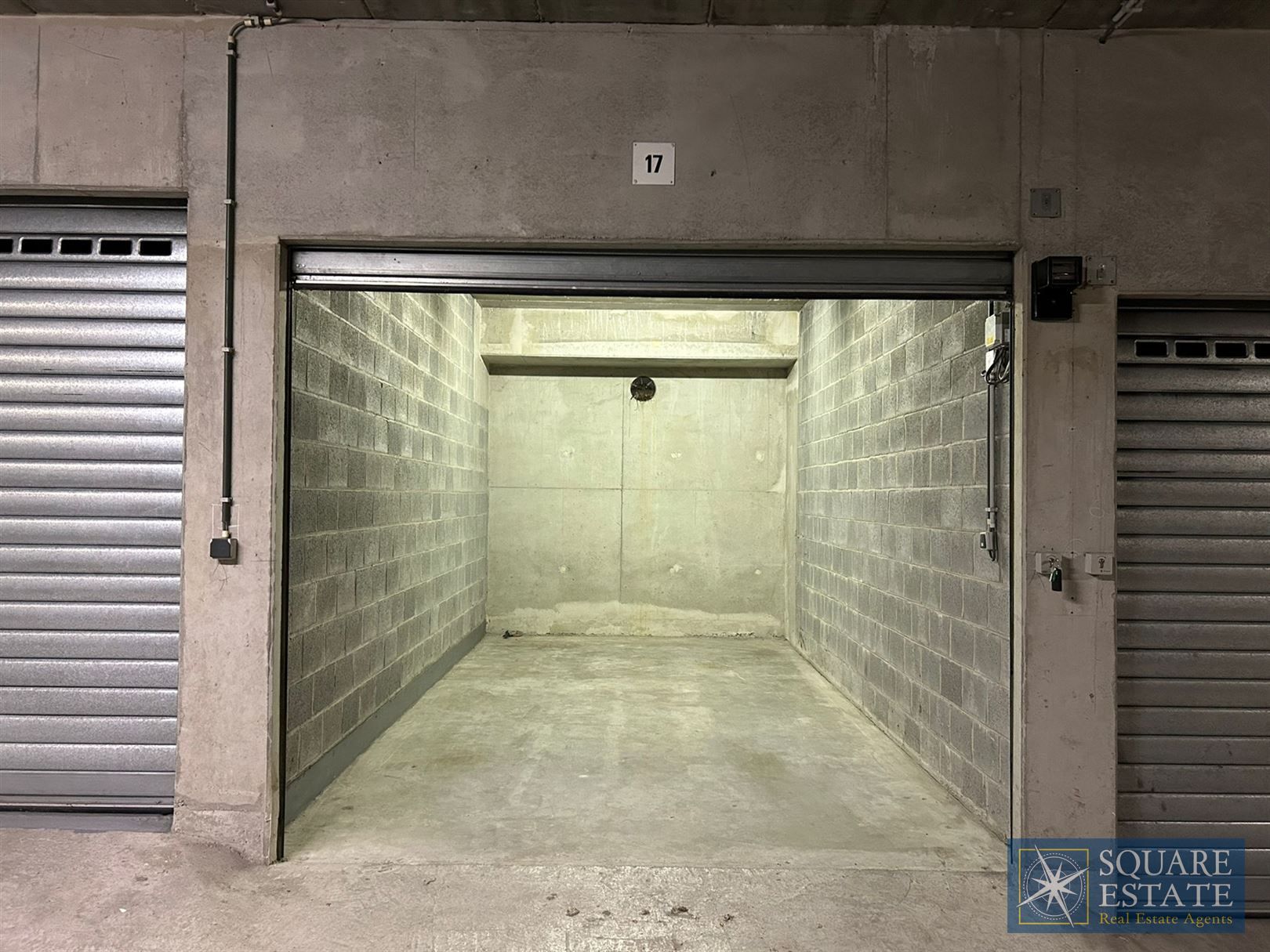 Garage/Parking foto 3