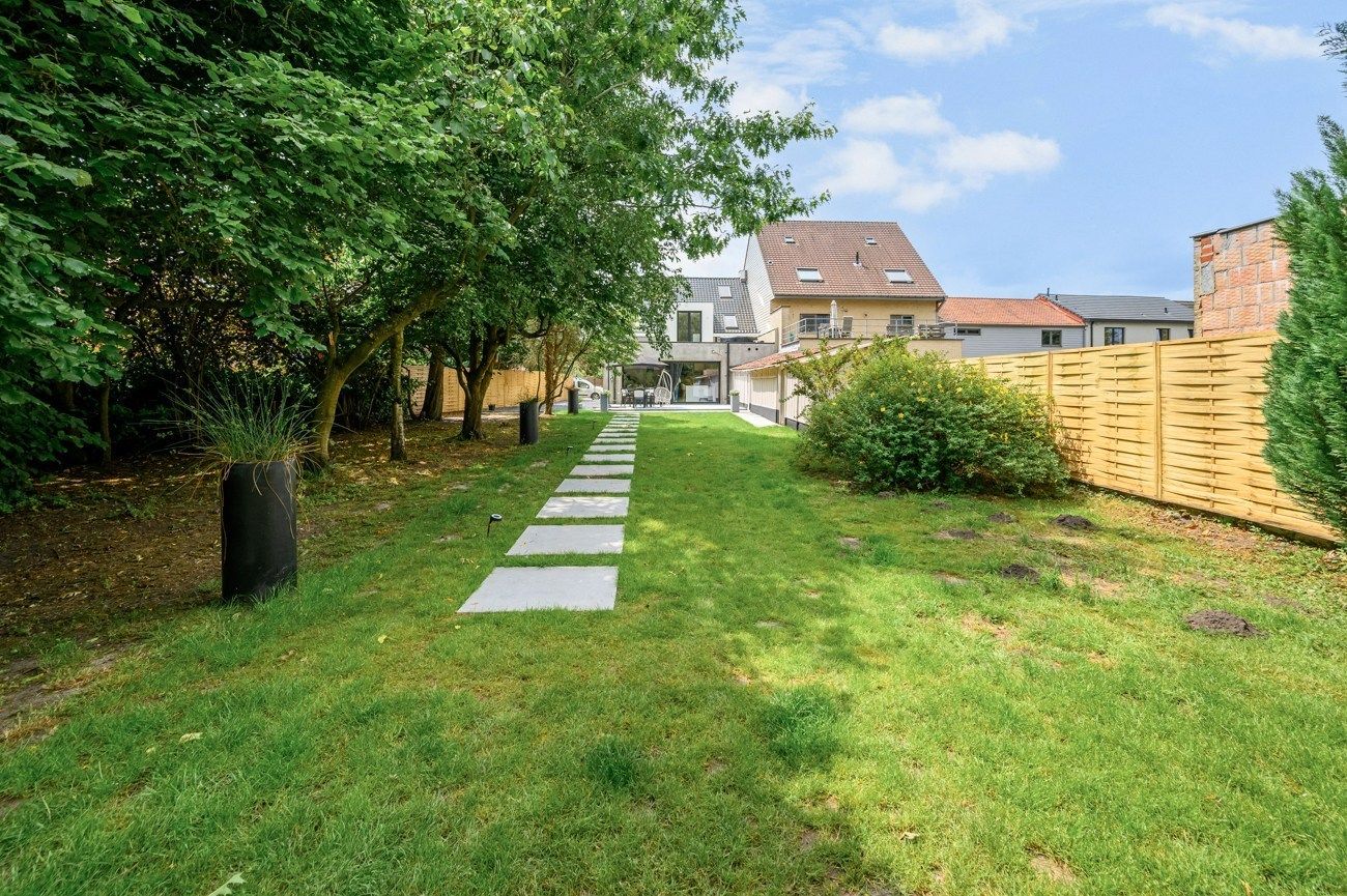 Gezellige, instapklare HOB met 4/5 slaapkamers, dressing en een grote tuin foto 28