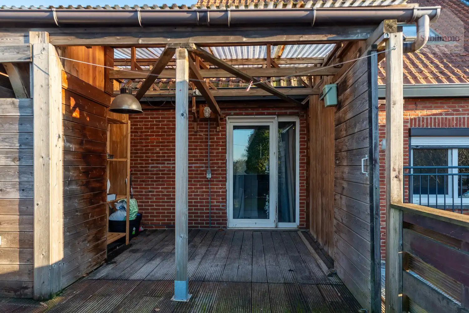 Woning met aparte ruimte voor praktijk, kantoor of hobby foto 24