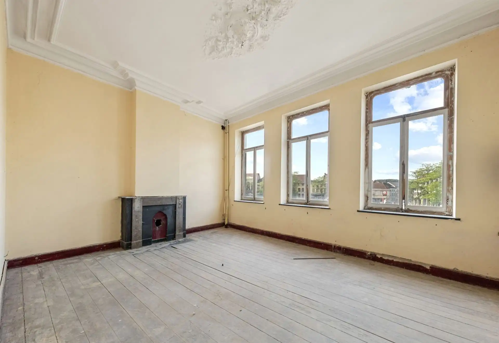 Statige herenwoning (1.000 m²) op de Markt in Ronse foto 11