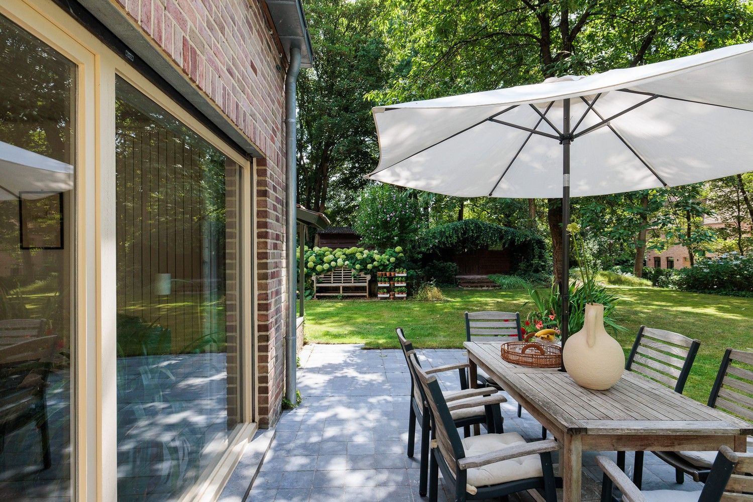 Gunstig gelegen villa op 1.989 m2 in doodlopende straat foto 26