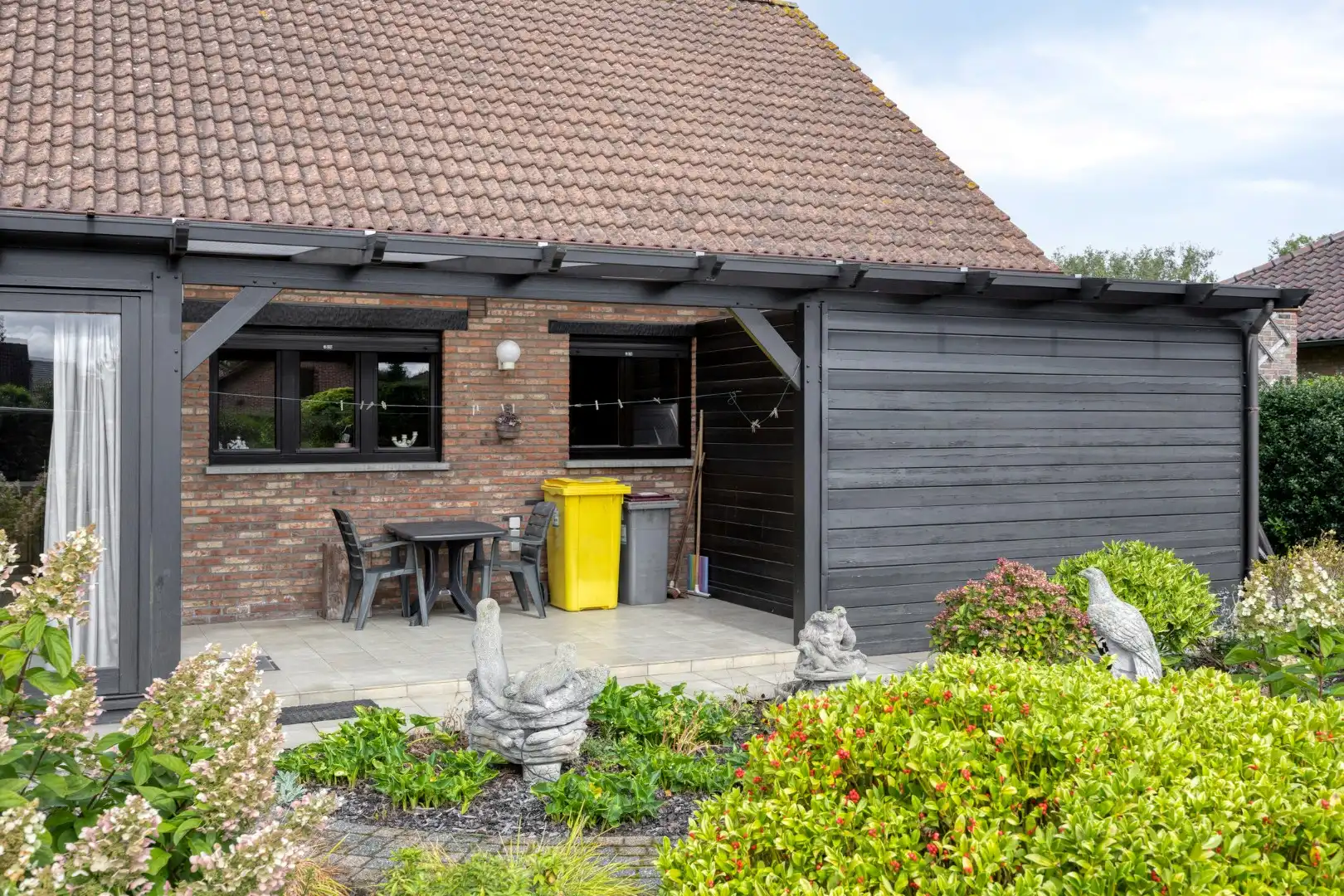 Gelijkvloerse woning met 2 slaapkamers op een mooi Z gericht perceel van 819 m² ! foto 28