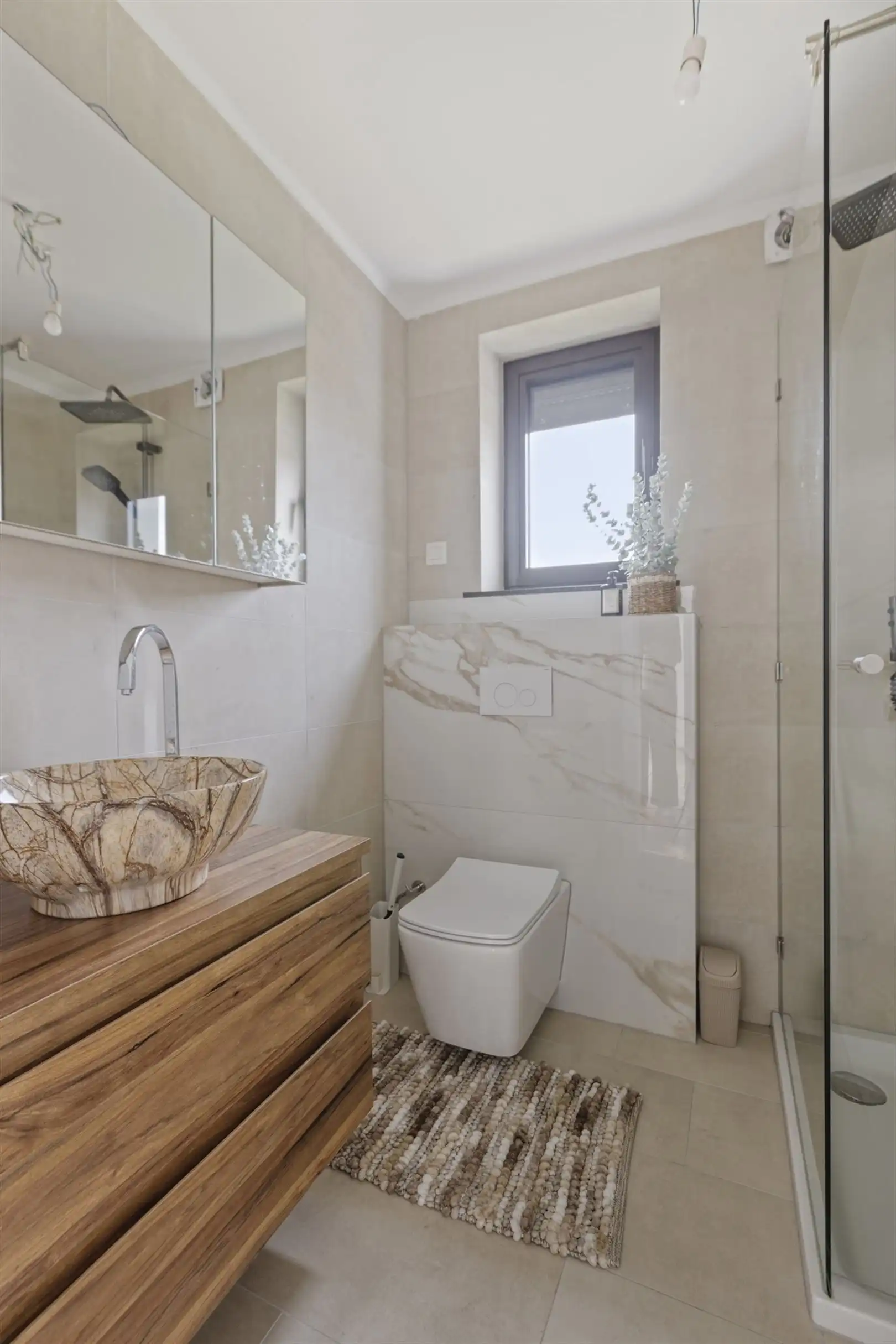 TE KOOP: Gerenoveerde woning met 3 slaapkamers te Houthalen! foto 21