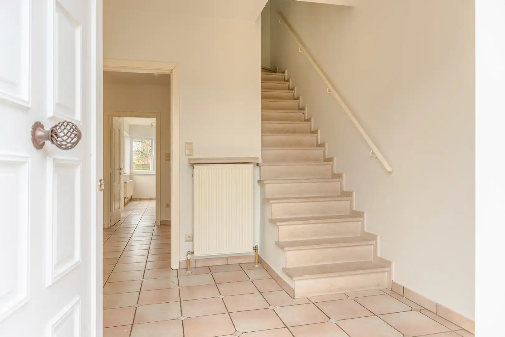 Ruime half open bebouwing in het centrum foto 2