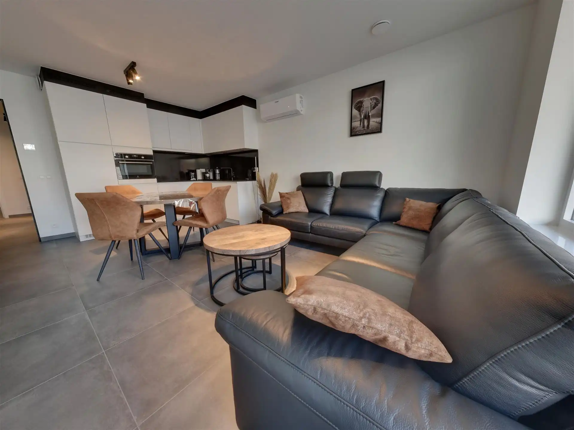 Appartement 2 slaapkamers foto {{pictureIndex}}