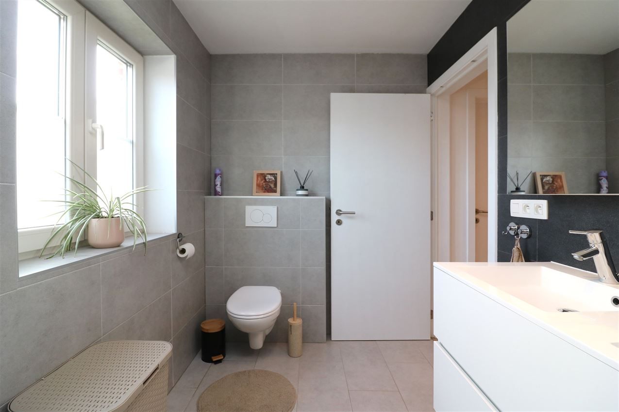 Landelijke woning, label B, centraal gelegen nabij bosrijke omgeving  foto 22
