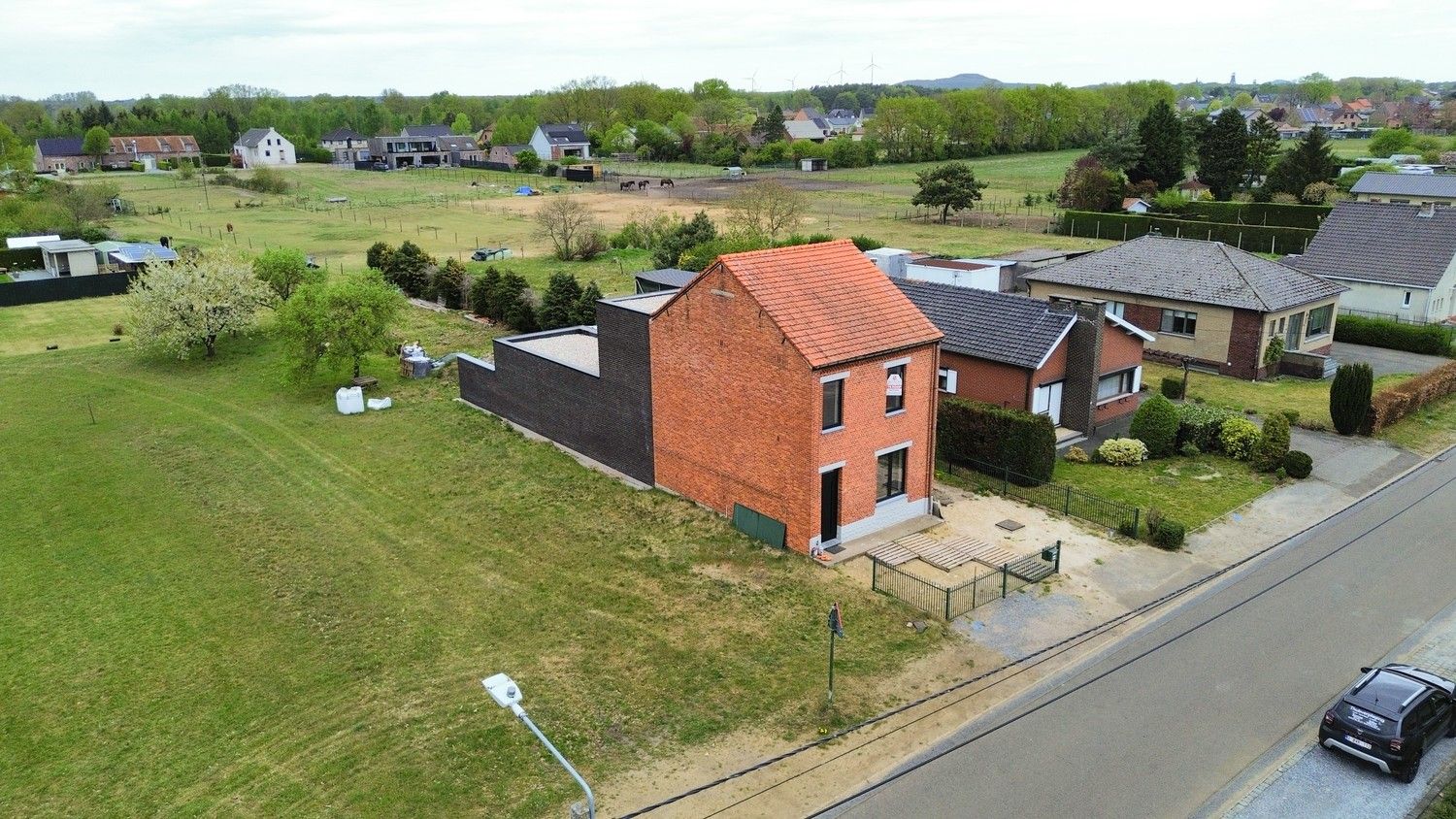 🏡  Casco woning met bijbouw op royaal perceel van 15a foto 16