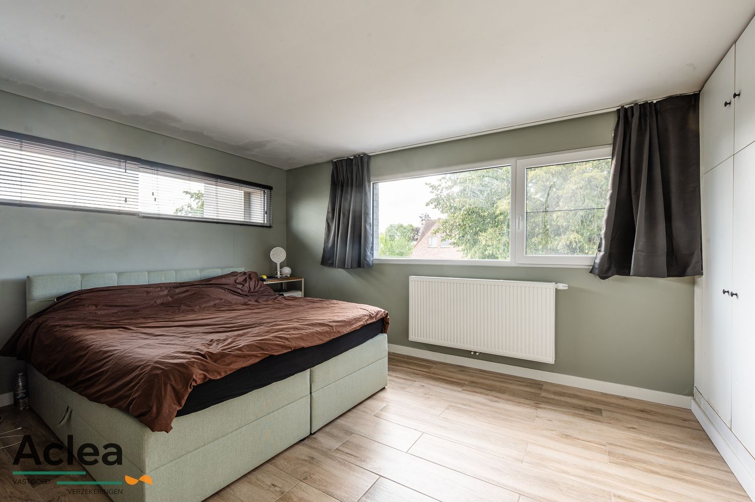 Stijlvolle, ruime woonst op een mooi perceel foto 22