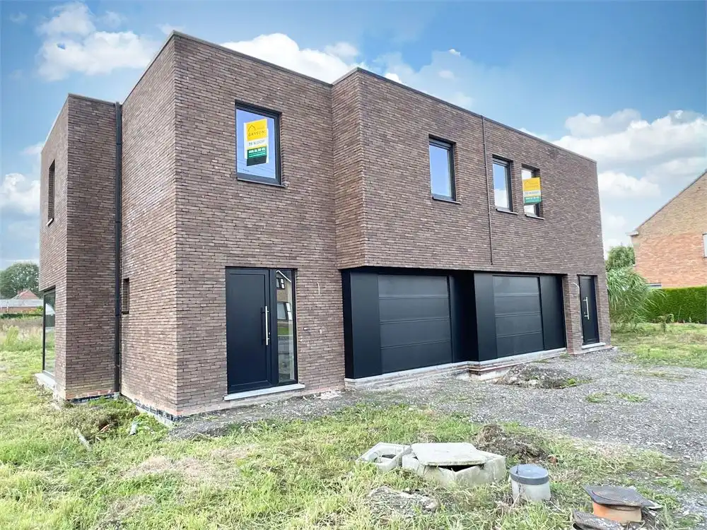 Topper! Prachtige, lichtrijke woning met zonnige tuin! foto 2