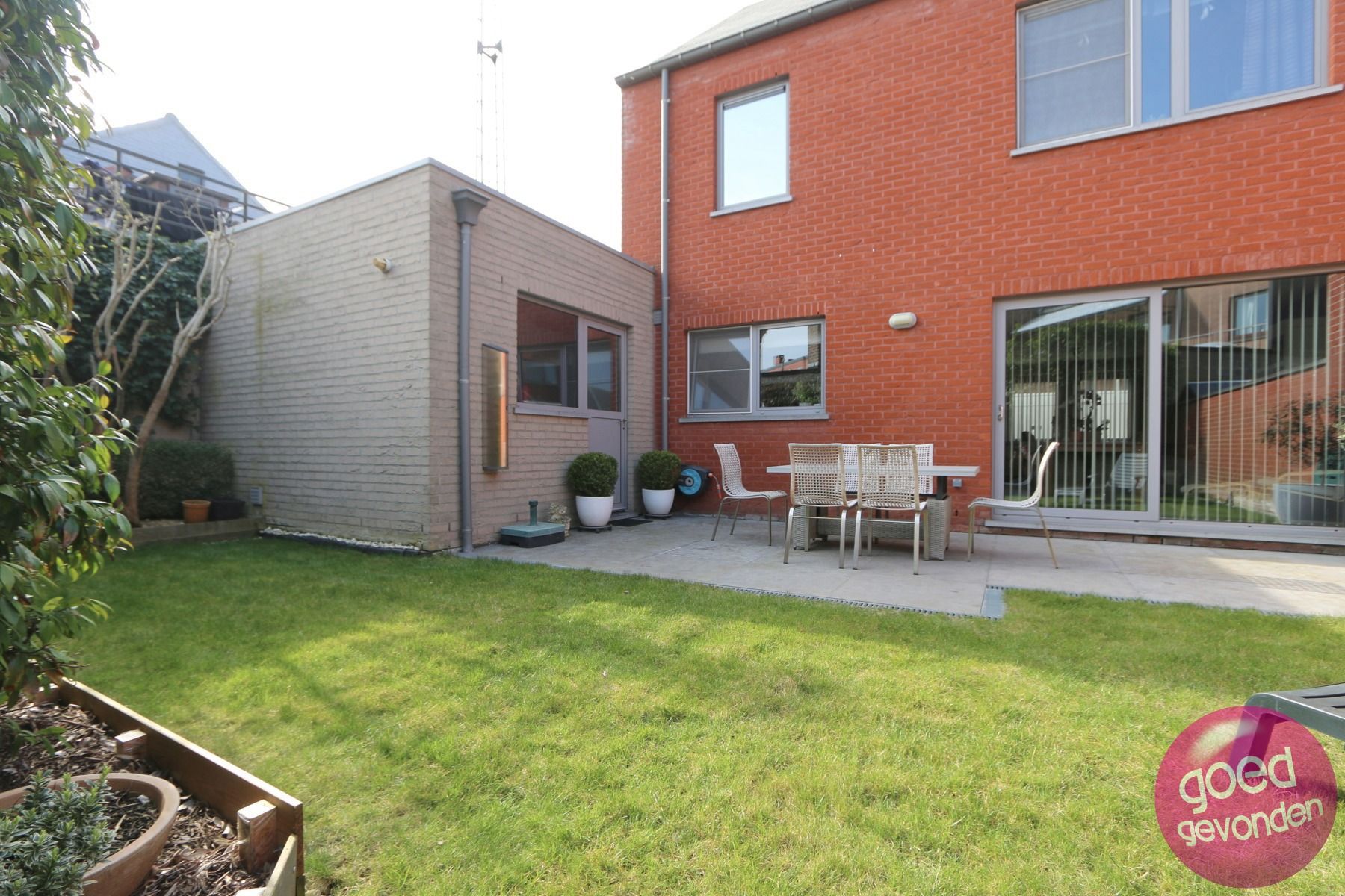 WONING - 3 SLK - TERRAS - TUIN - GARAGE - CENTRAAL - RUSTIG foto 21