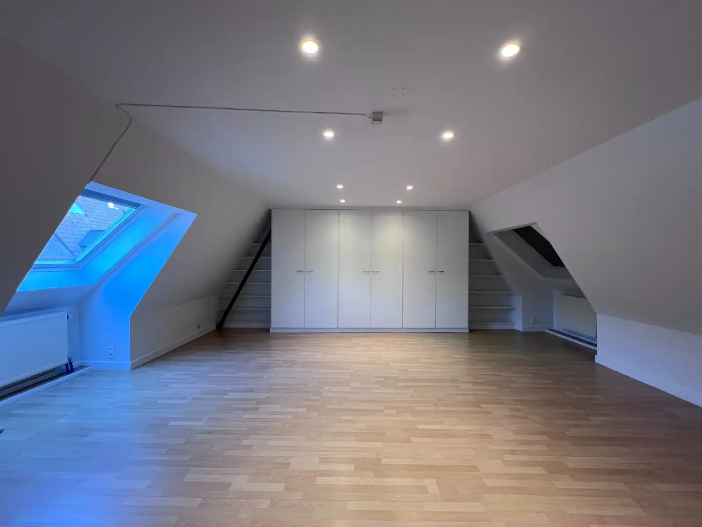 Ruime en lichtrijke woning met tuin te huur in Zomergem foto 19