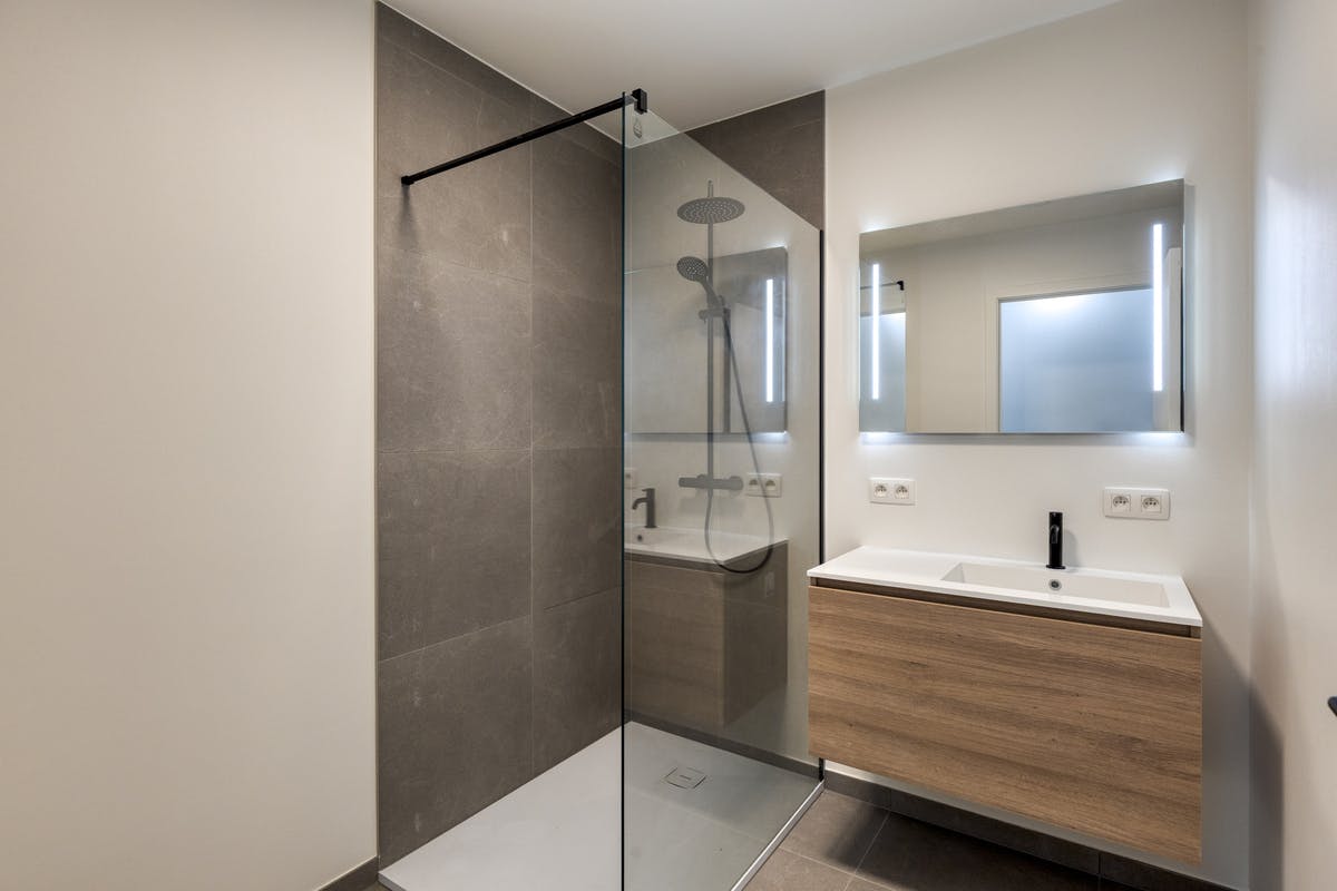 Kwalitatief en ruim nieuwbouwappartement (110m²) in Beselare  foto 13