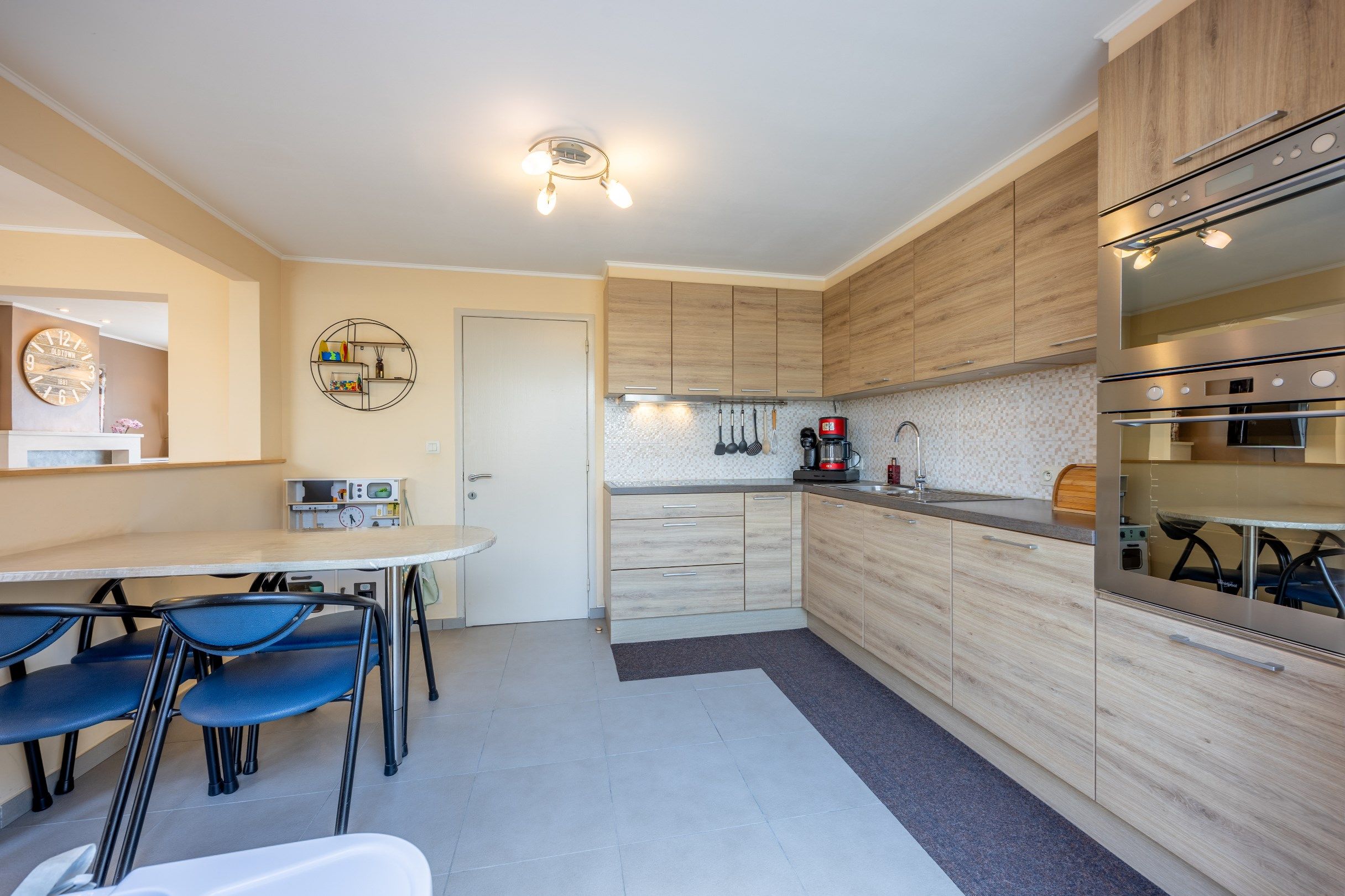 Instapklare woning met 4 slaapkamers en uitweg foto 10