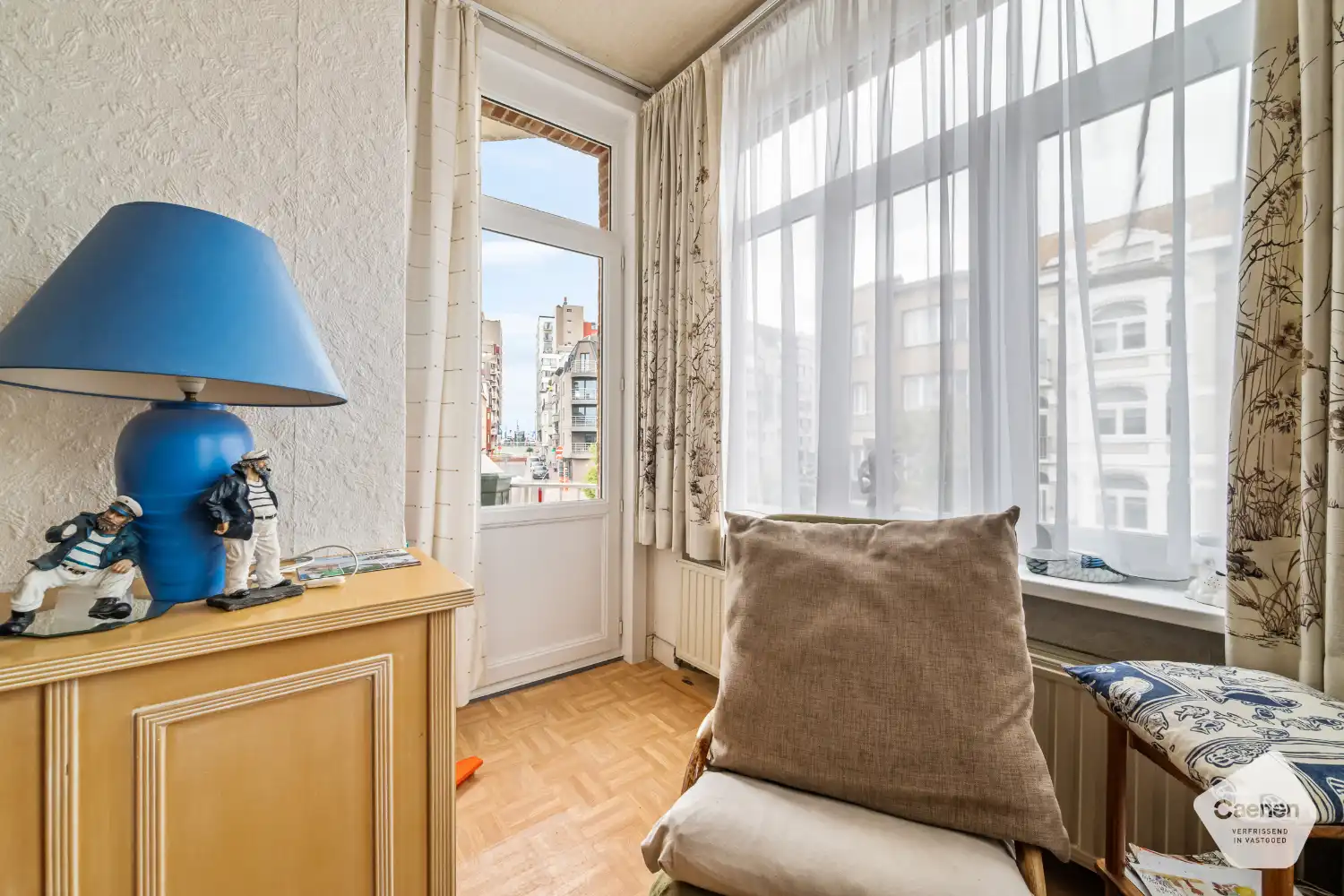 Te renoveren twee slaapkamer appartement op gunstige locatie foto 4