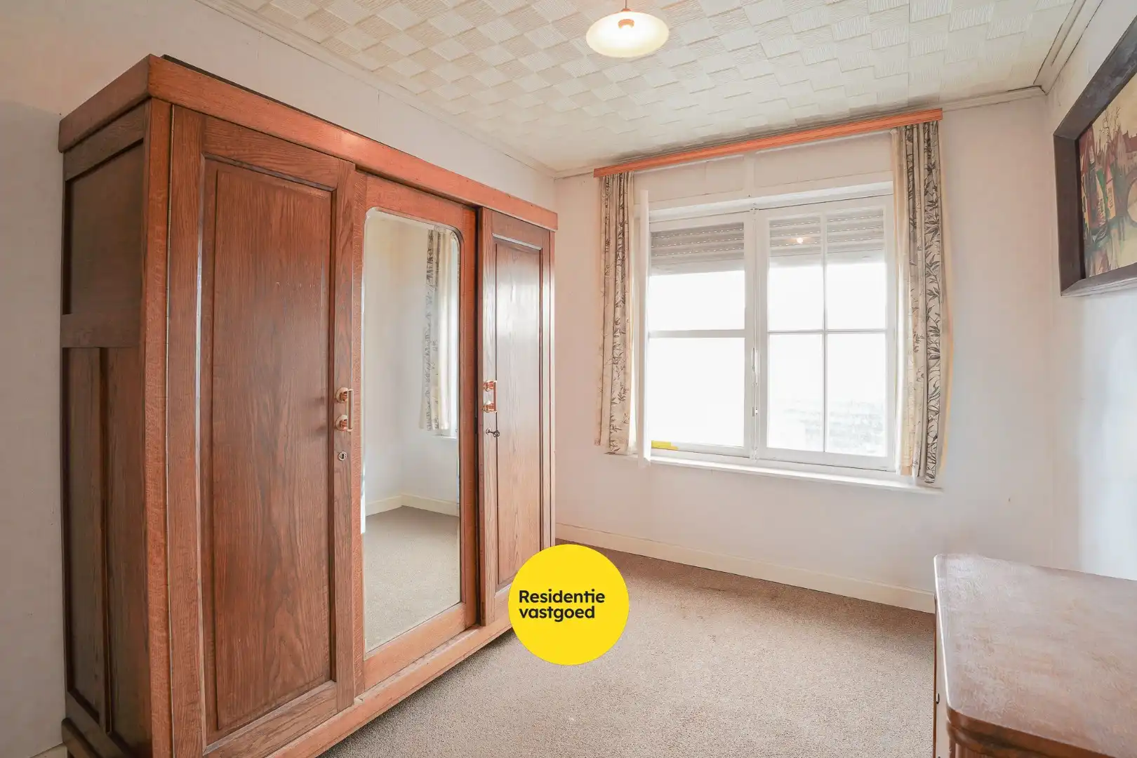 Ruime woning met zuidgerichte tuin te Sint-Michiels foto 14