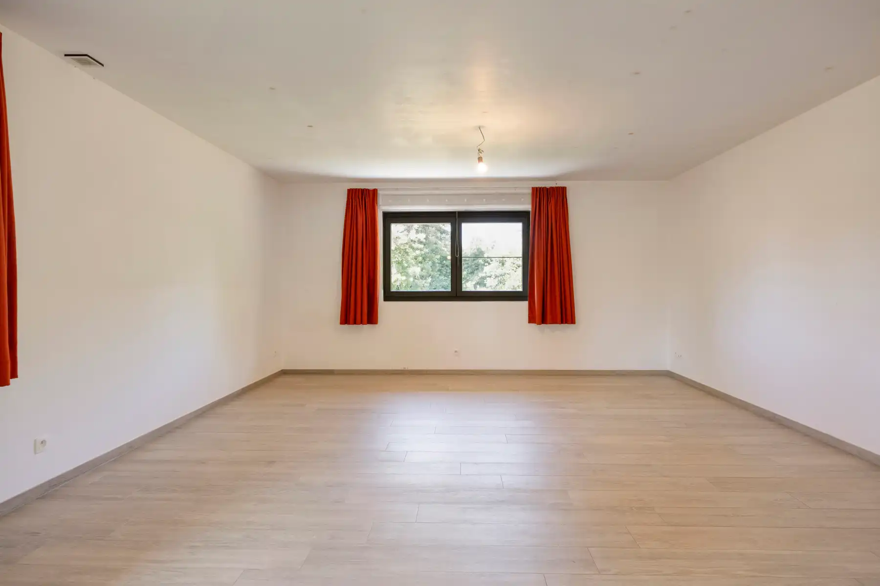 Ruime energiezuinige en instapklare villa in Wemmel foto 11