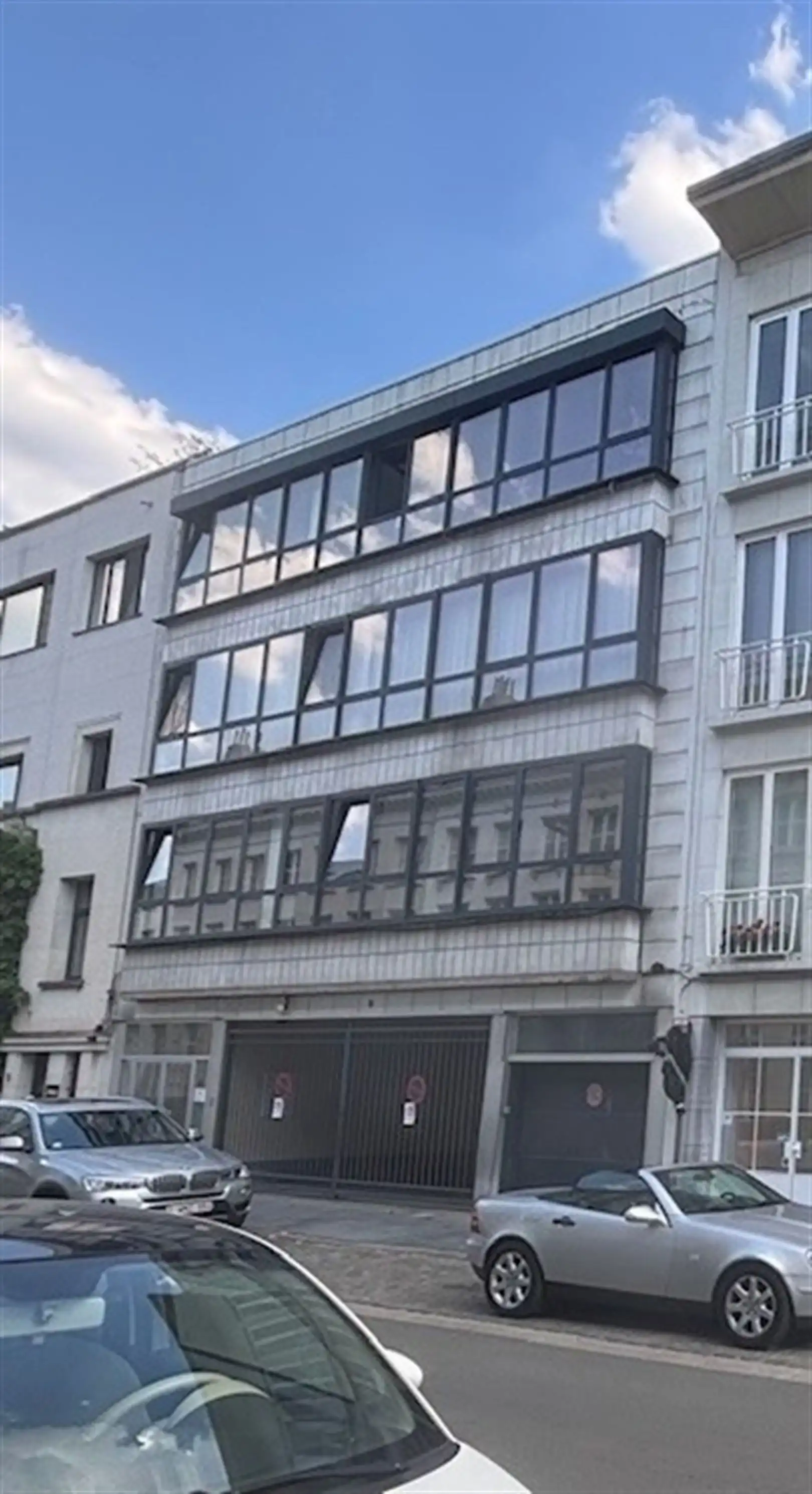 Gloednieuw gerenoveerd appartement met 2 suites  foto 12