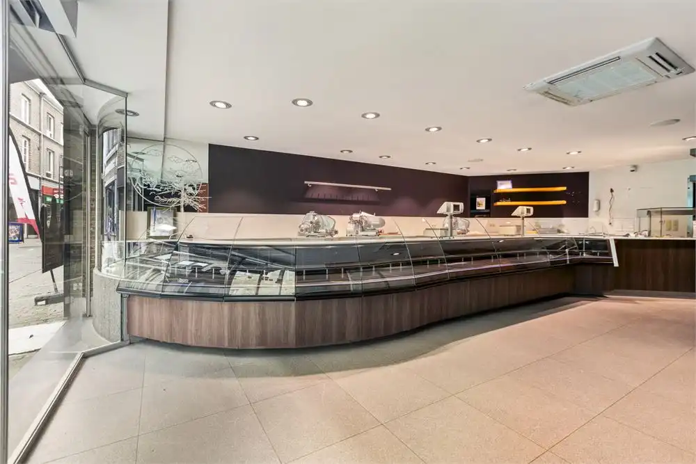 Ruim handelshuis op AAA-locatie foto 3