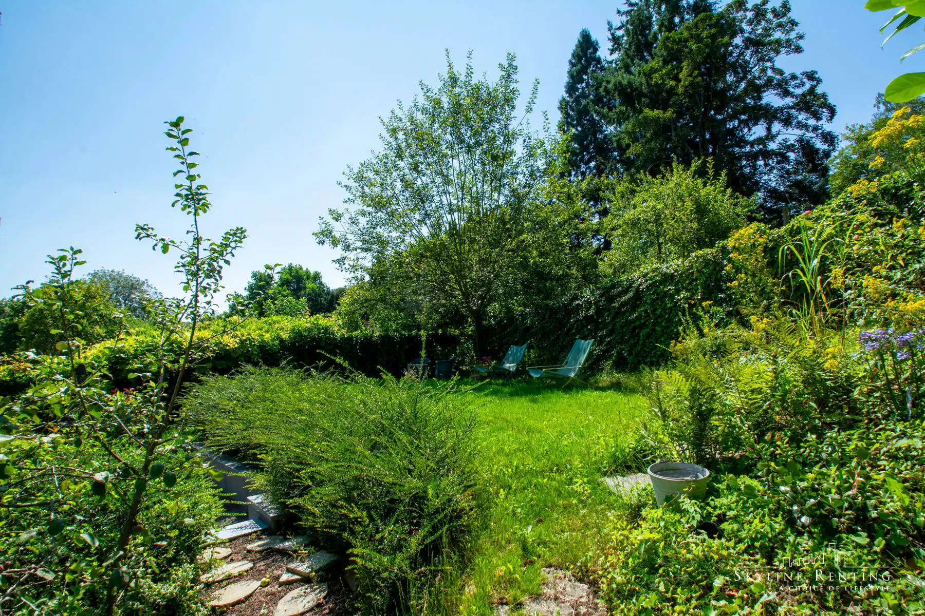 Fantastisch gemeubeld 1k. app. met TERRAS en gedeelde TUIN foto 14