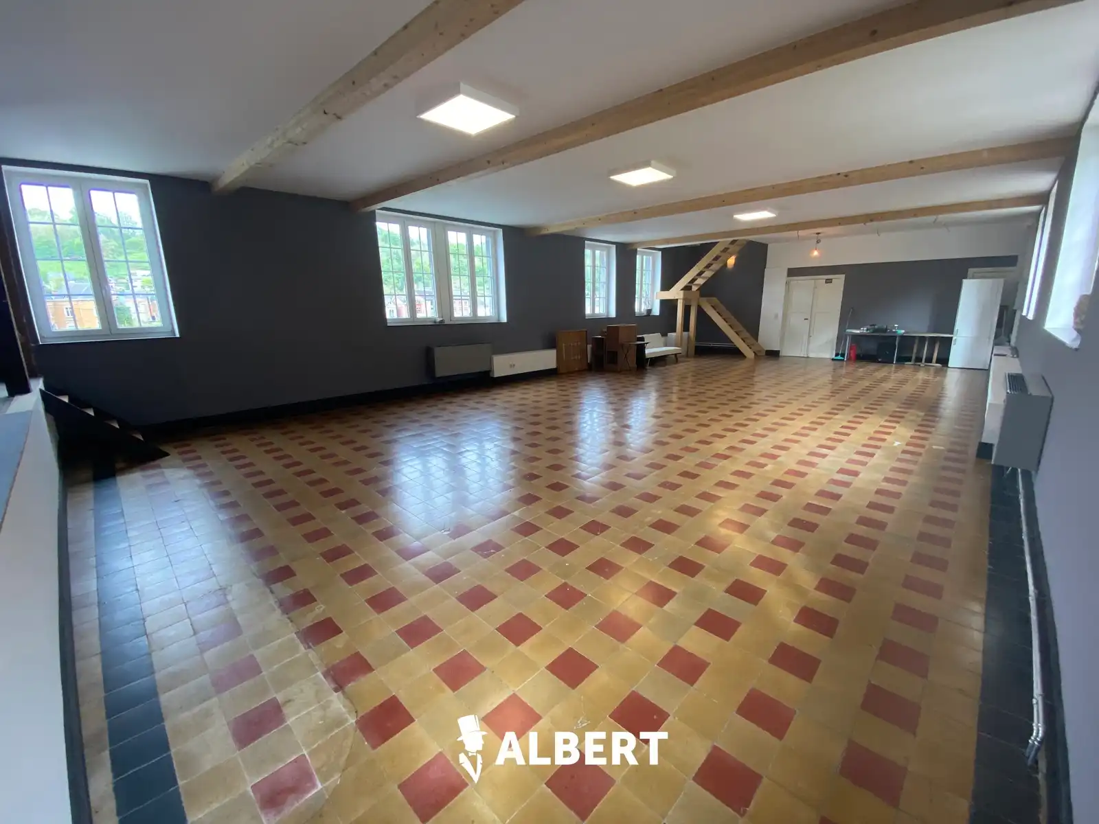 Prachtig gerenoveerde ruime woning (oude school) in Dinant! foto 23