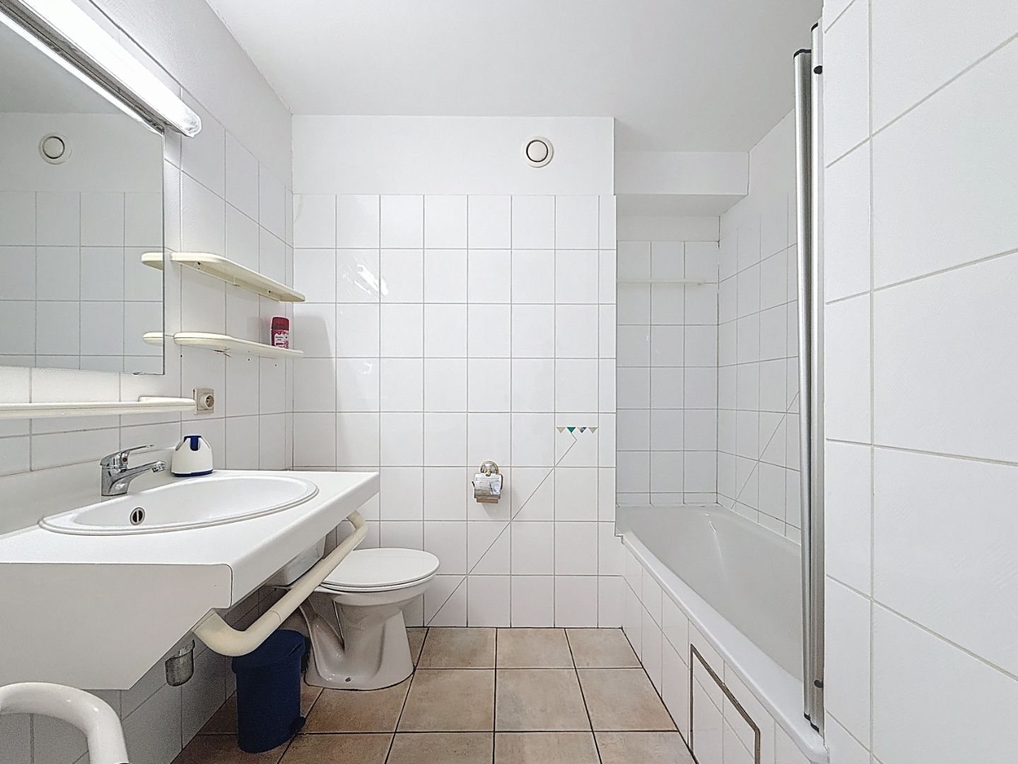 Ruime studio met een adembenemend zeezicht foto 15