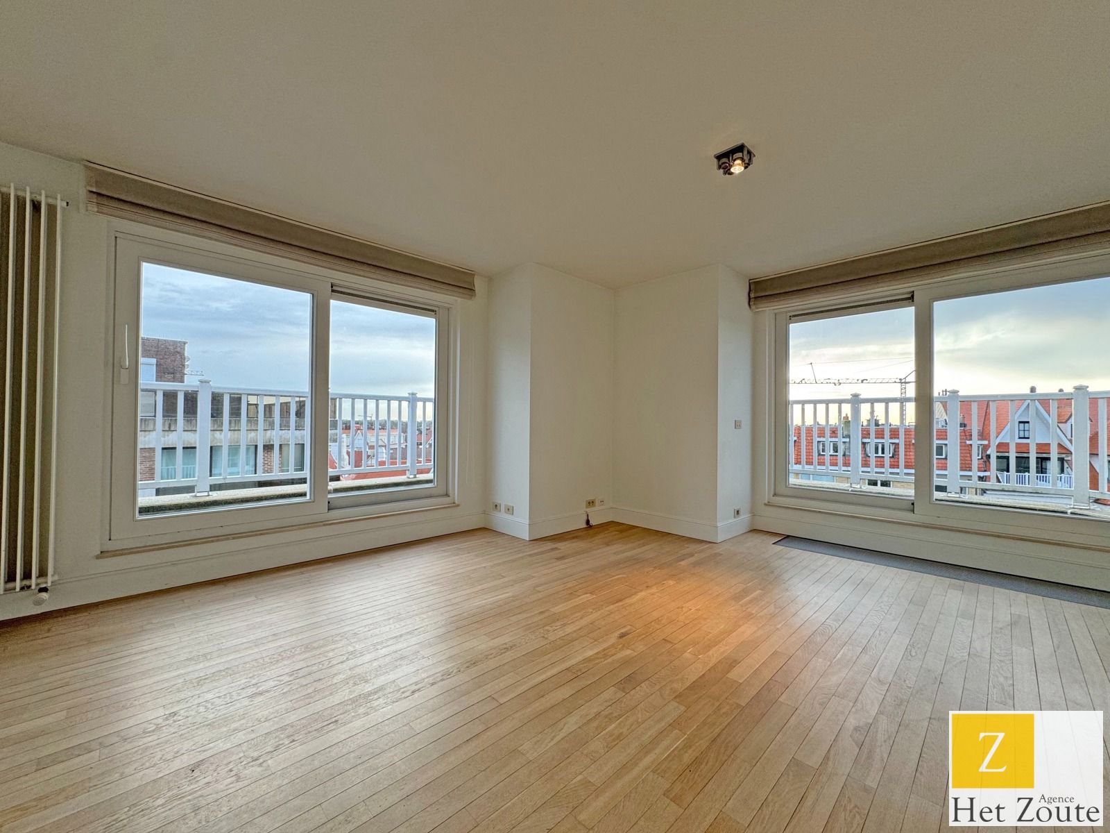 Duplex hoekappartement aan Driehoeksplein Knokke Het Zoute foto 5