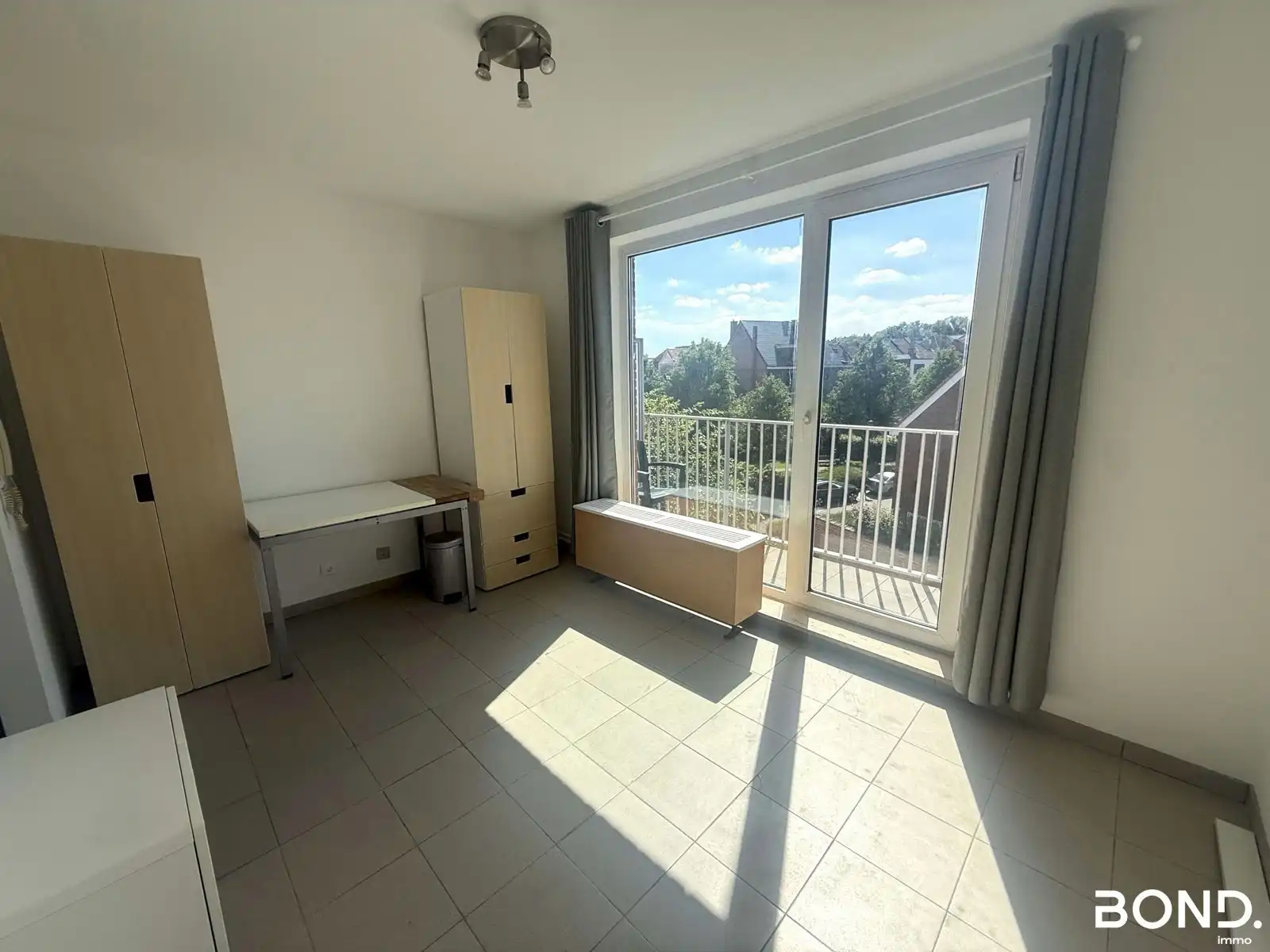Studentenstudio met zonnig privéterras -  rustig achterzijde foto 2