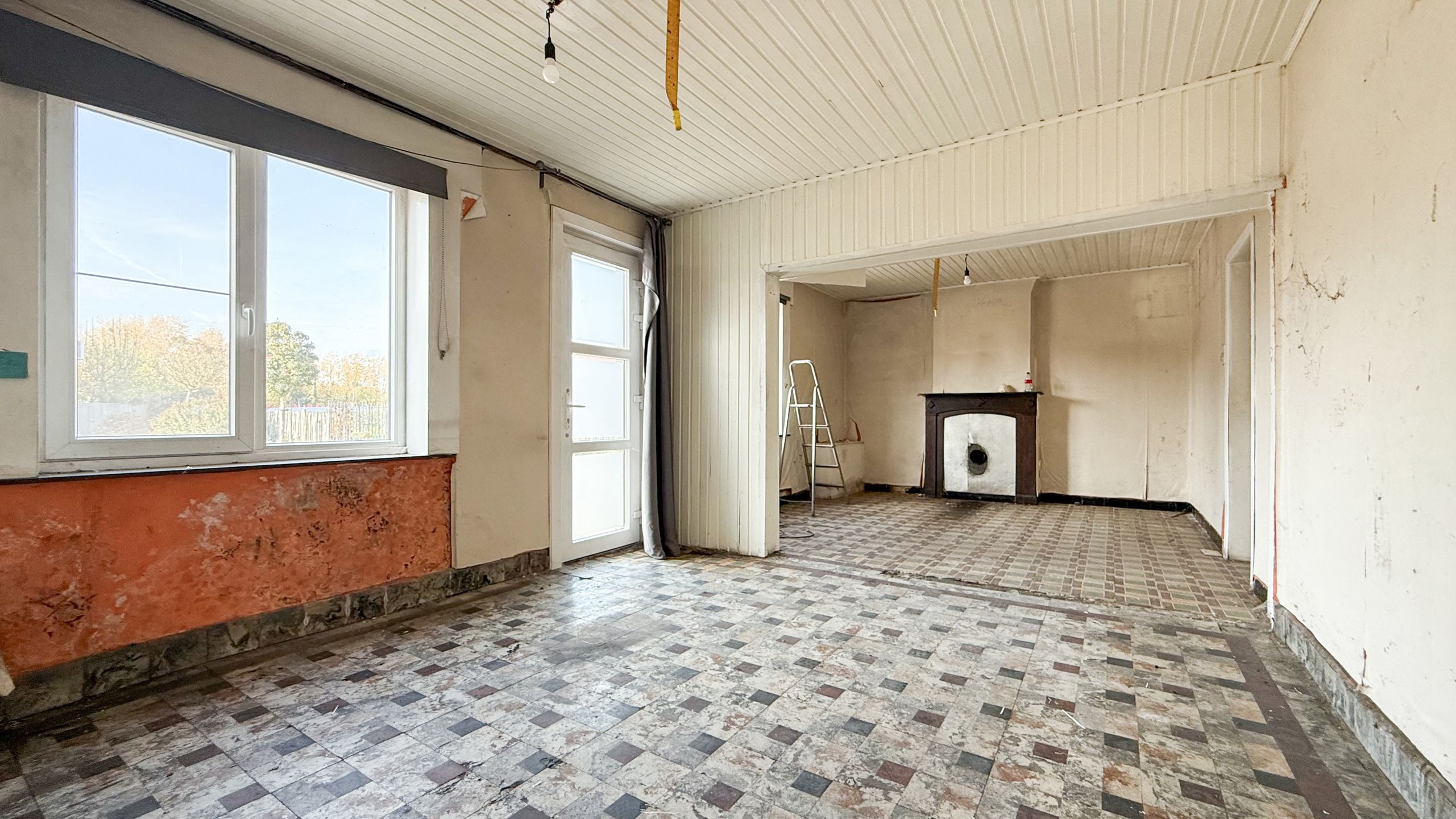 Te  renoveren HOB met veel mogelijkheden! foto 6