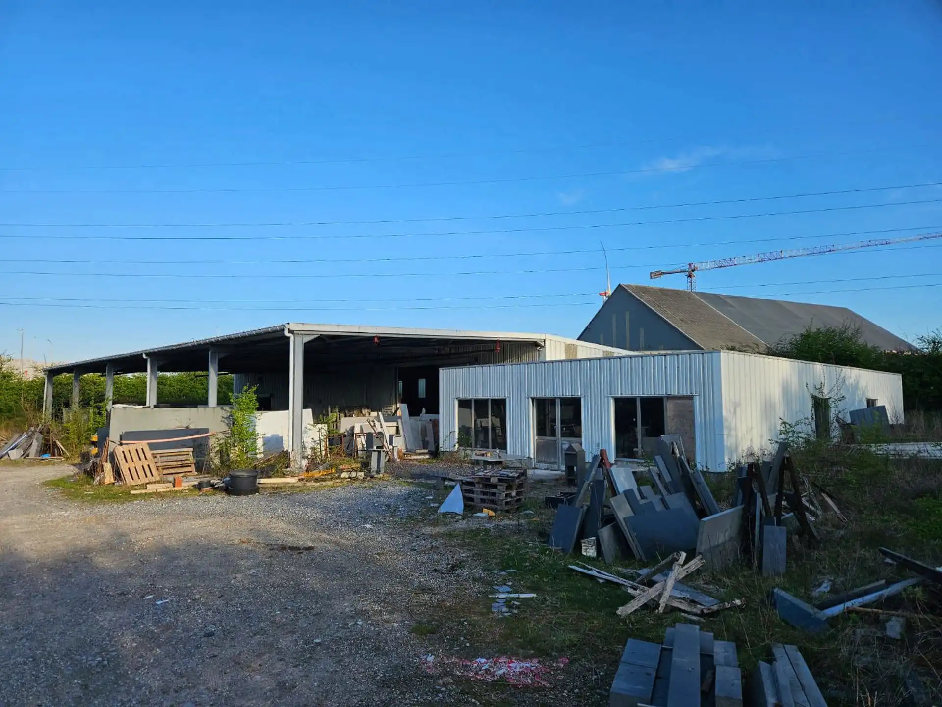 GENK te koop: Industriegrond met constructie - toplocatie foto 4