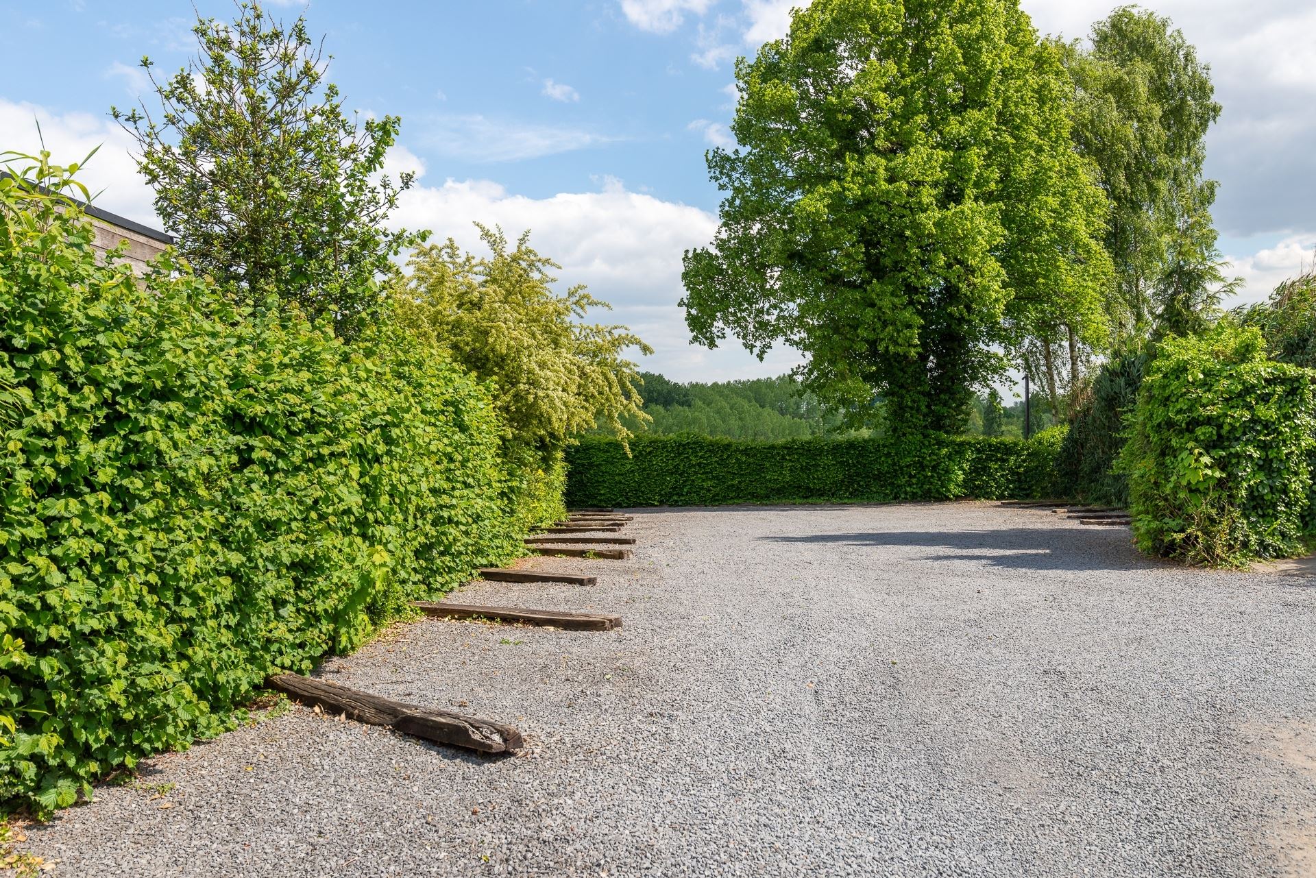 Handelspand met woonst foto 13