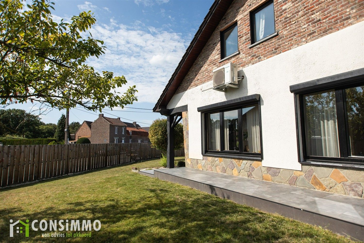 Karaktervolle, charmante woning met 4 slaapkamers in Maasmechelen-Opgrimbie foto 41