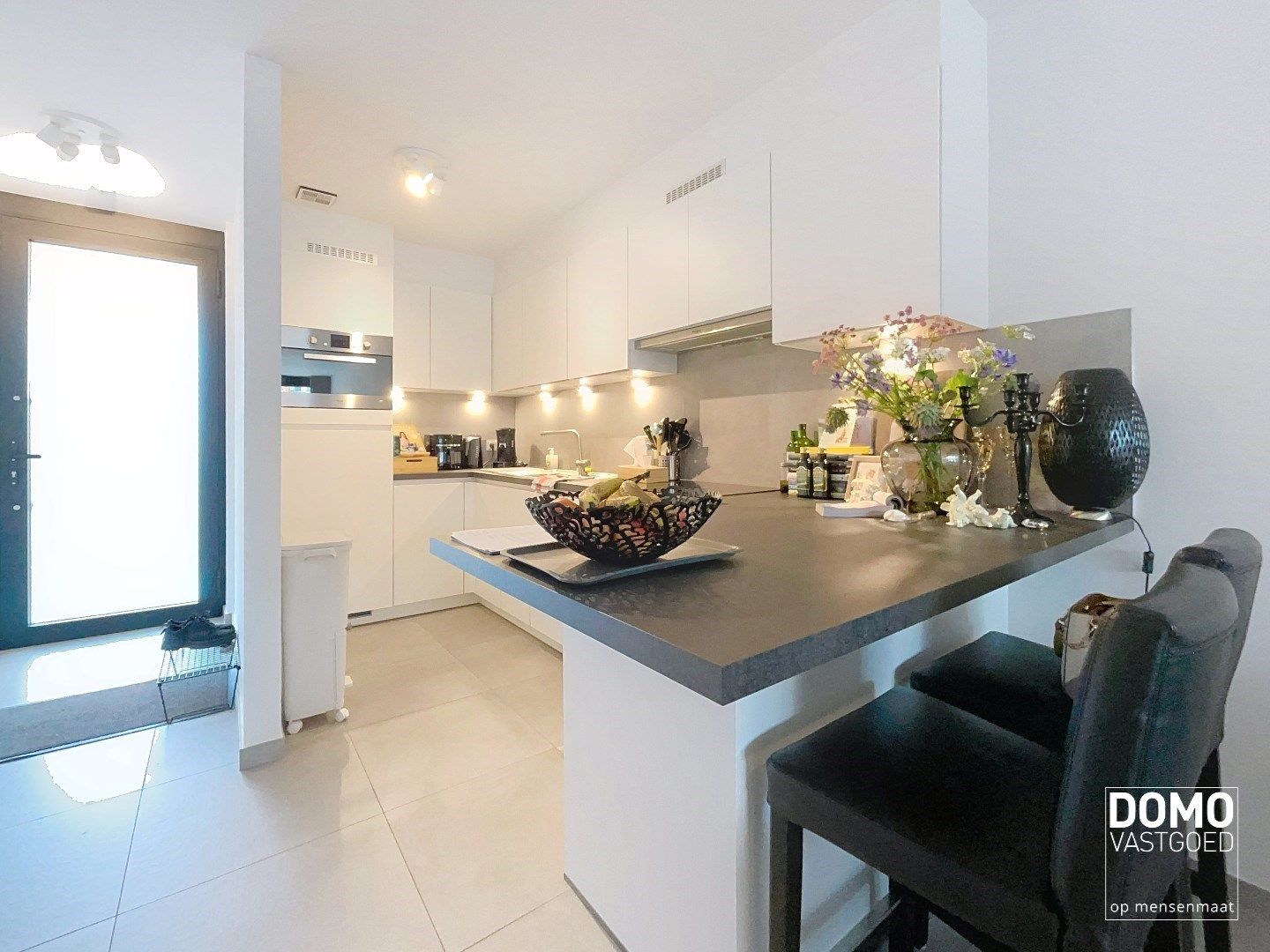 RECENT NIEUWBOUW APPARTEMENT MET 2 SLAAPKAMERS, RUIME BERGING & AUTOSTANDPLAATS TE DIEPENBEEK foto 3