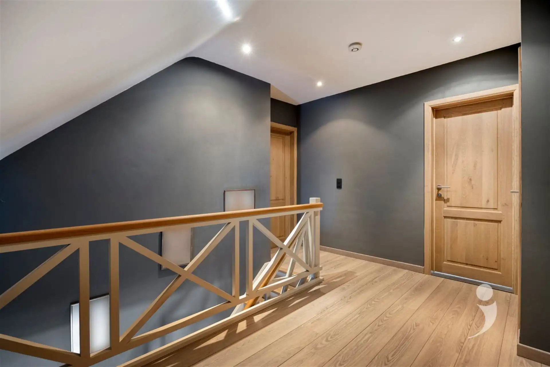 Prachtige villa met hoogwaardige afwerking foto 26